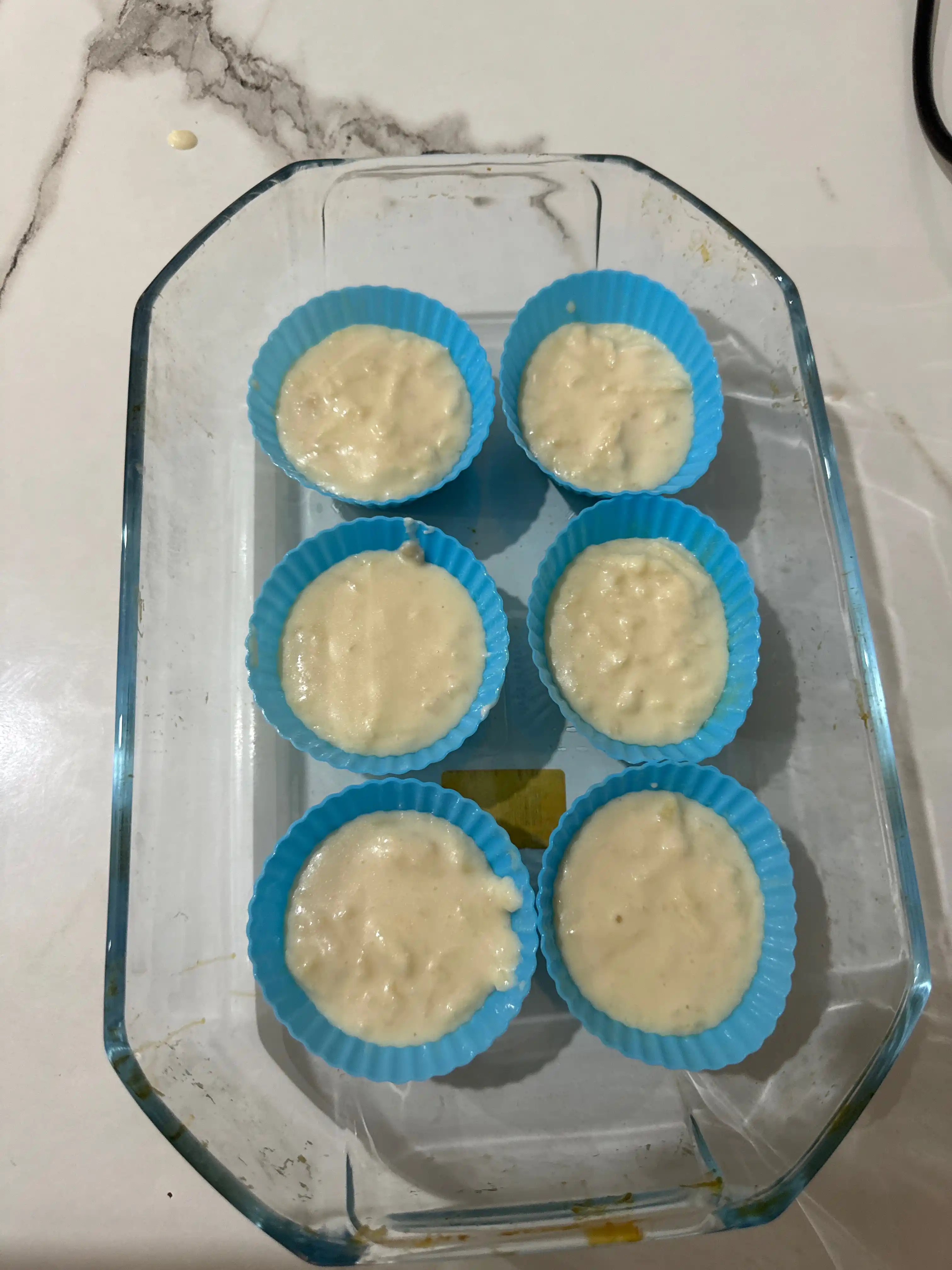Keks va maffinlar pishirish uchun silikon qoliplar, kuyishga qarshi, 10/12 dona to‘plam, ranglar aralashmasi