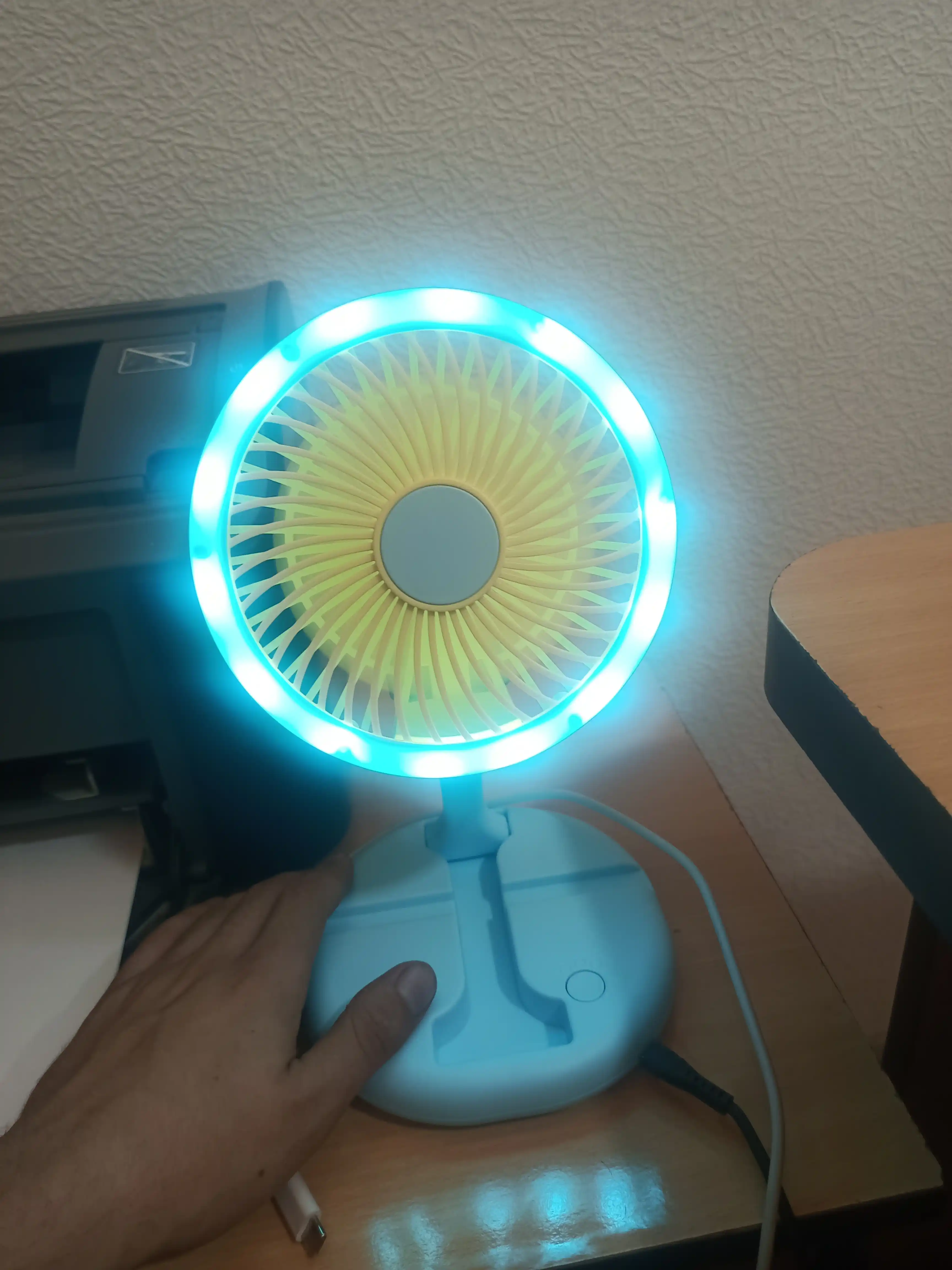 Ovozsiz stol ventilyatori