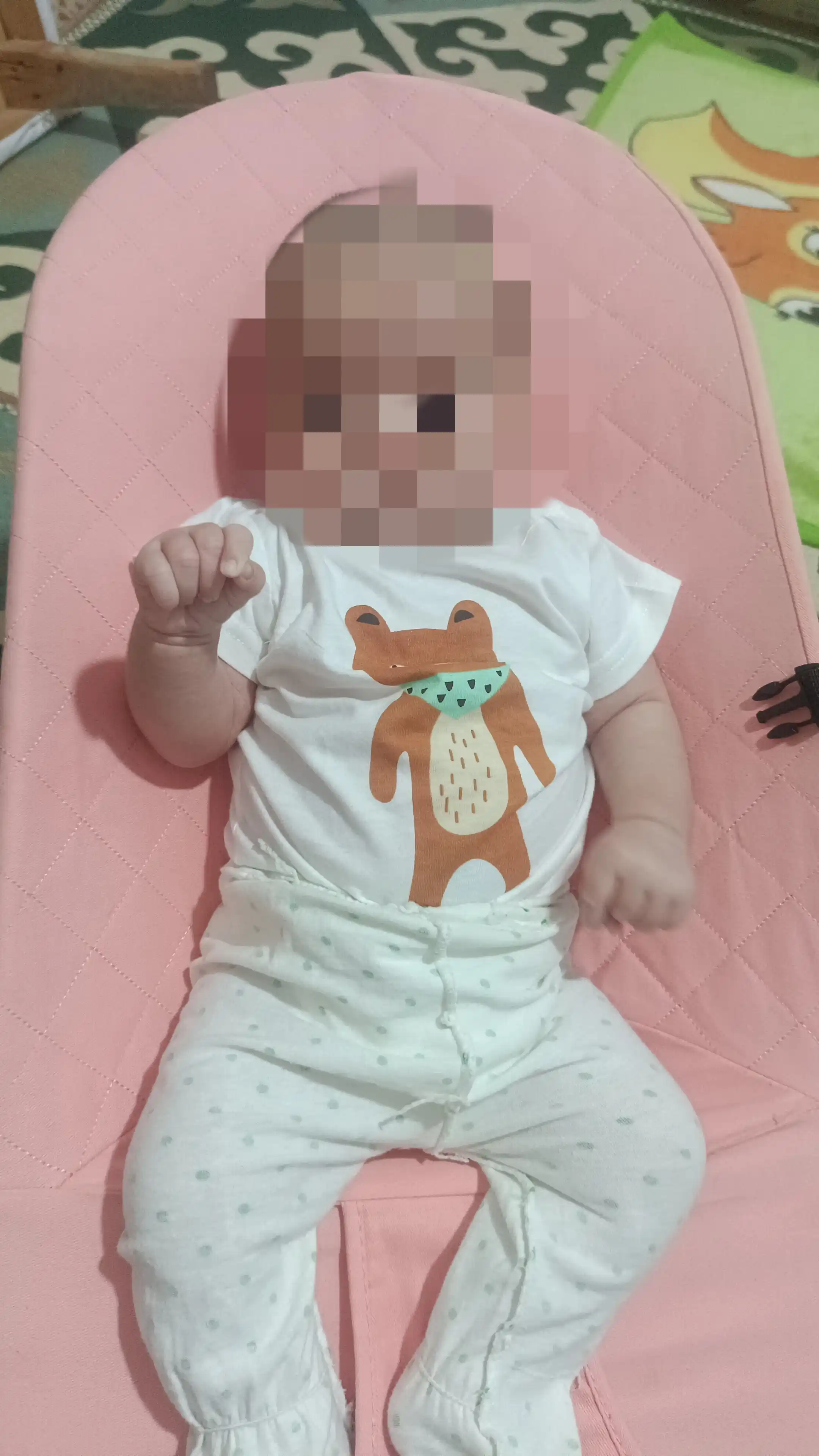 Шезлонг для новорожденного