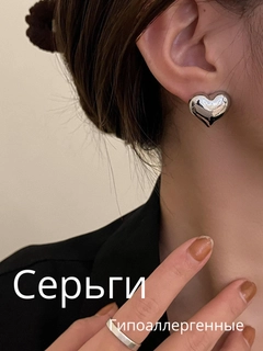 Бежевый