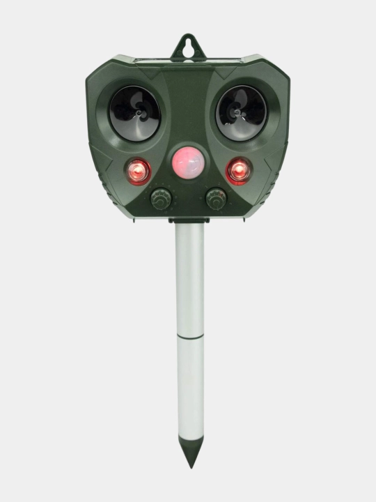 Ultrasonic repeller of birds, animals on solar batteries