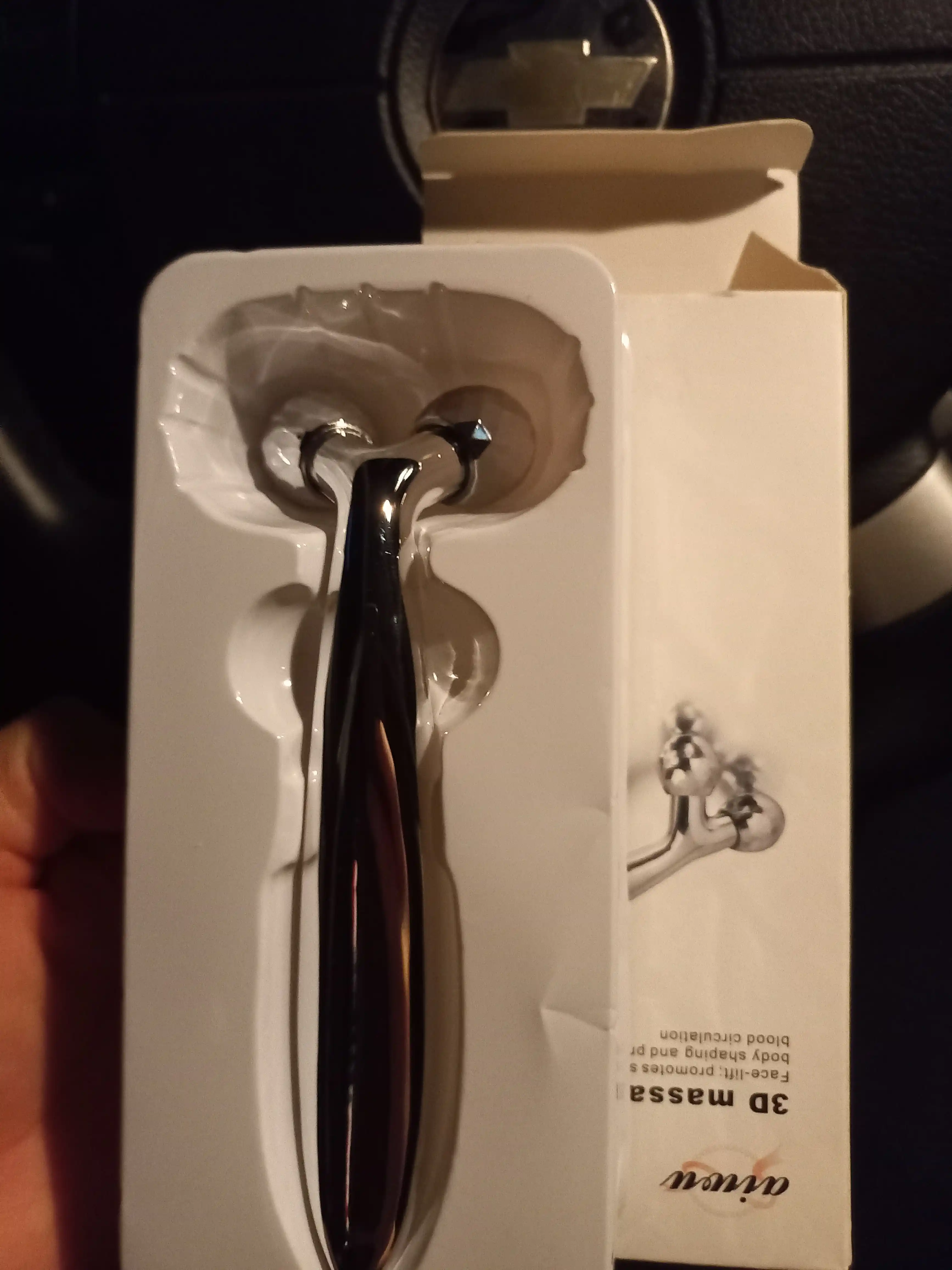 Massajchi yuz, qo'l va tana uchun 3D Massager Lifting