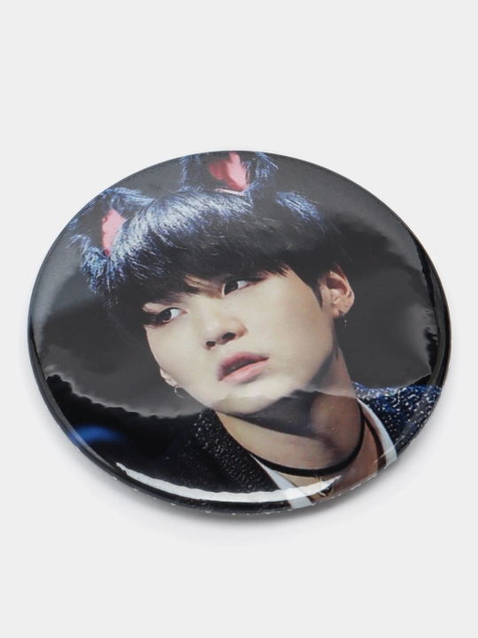 BTS znachoklari Jin, J-Hope, RM, Suga, Jimin, V, Jungkook
