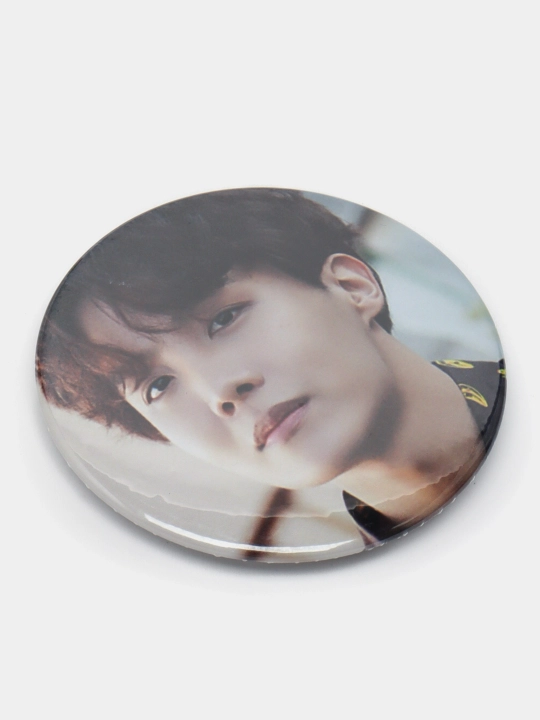 BTS znachoklari Jin, J-Hope, RM, Suga, Jimin, V, Jungkook
