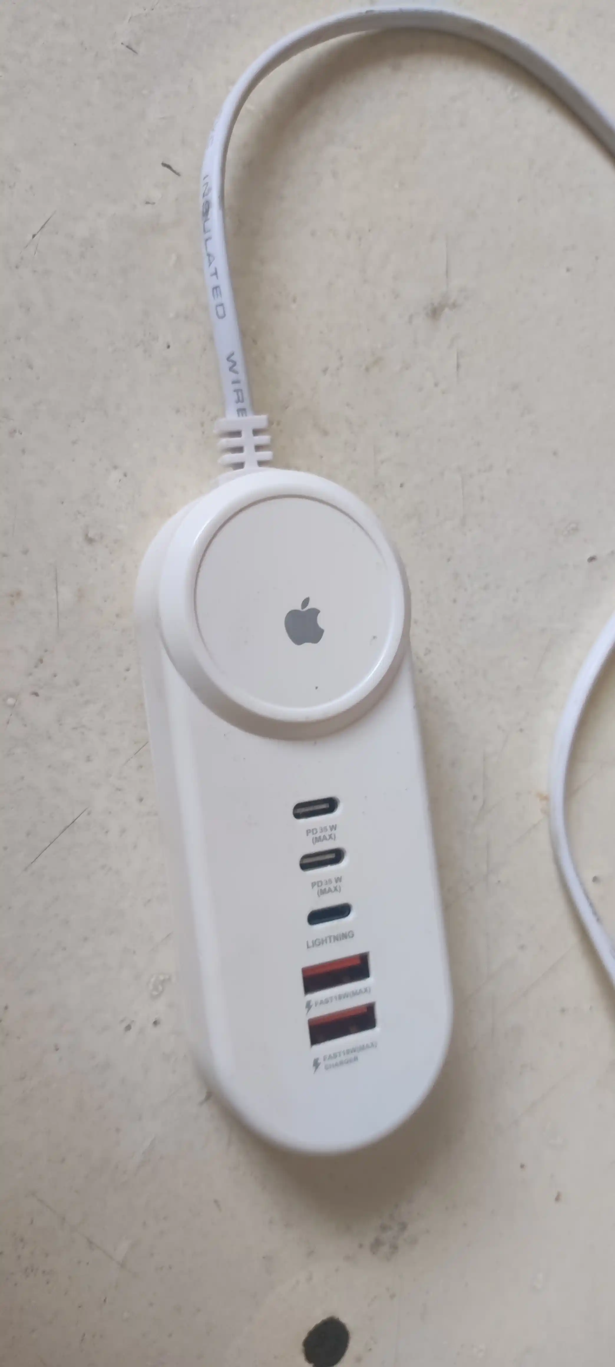 Универсальное зарядное устройство удлинитель, с 5 портами, 2 USB, 2 Type C, 1 Lightning
