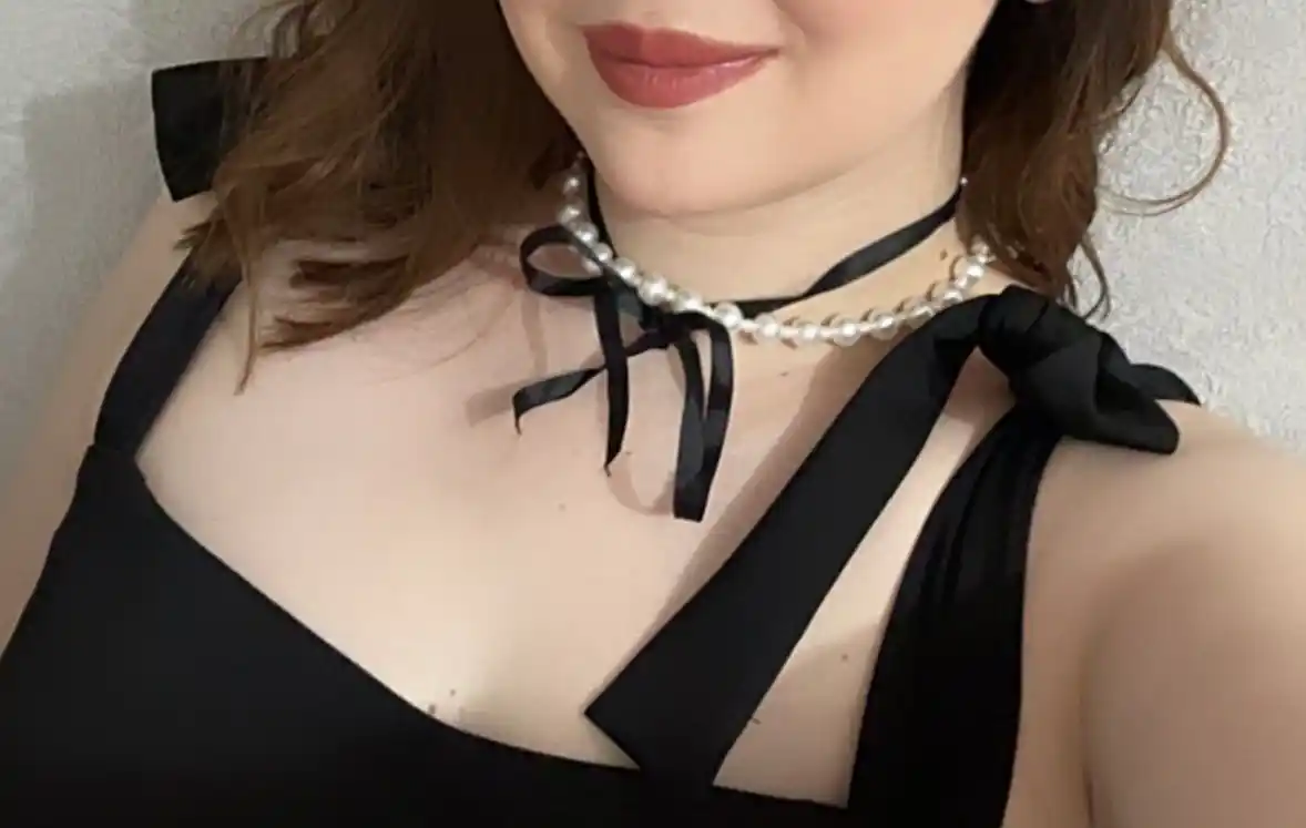 Ayollar choker marvarid marjonlari