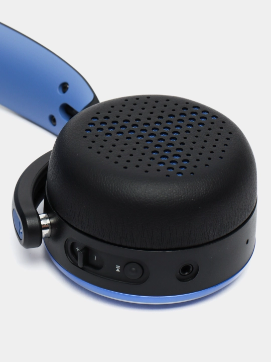 Quloqchinlar AKG Y500