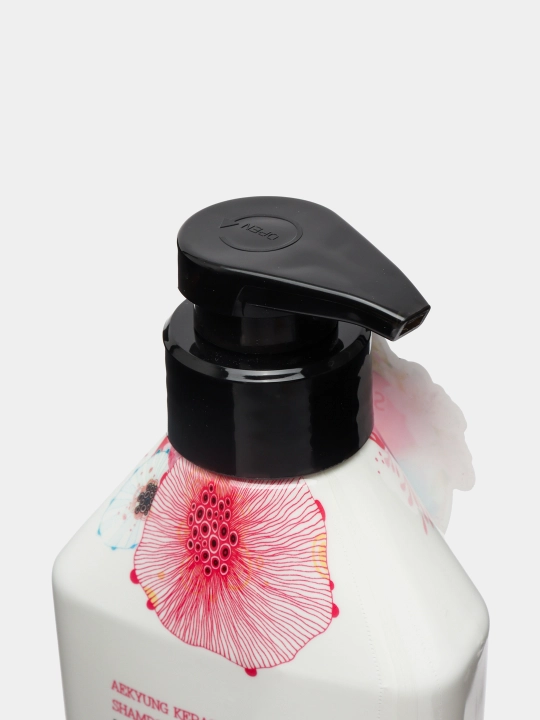 Sochlar uchun shampun Kerasys Lovely & Romantic, parfyumeriyali, 600 ml