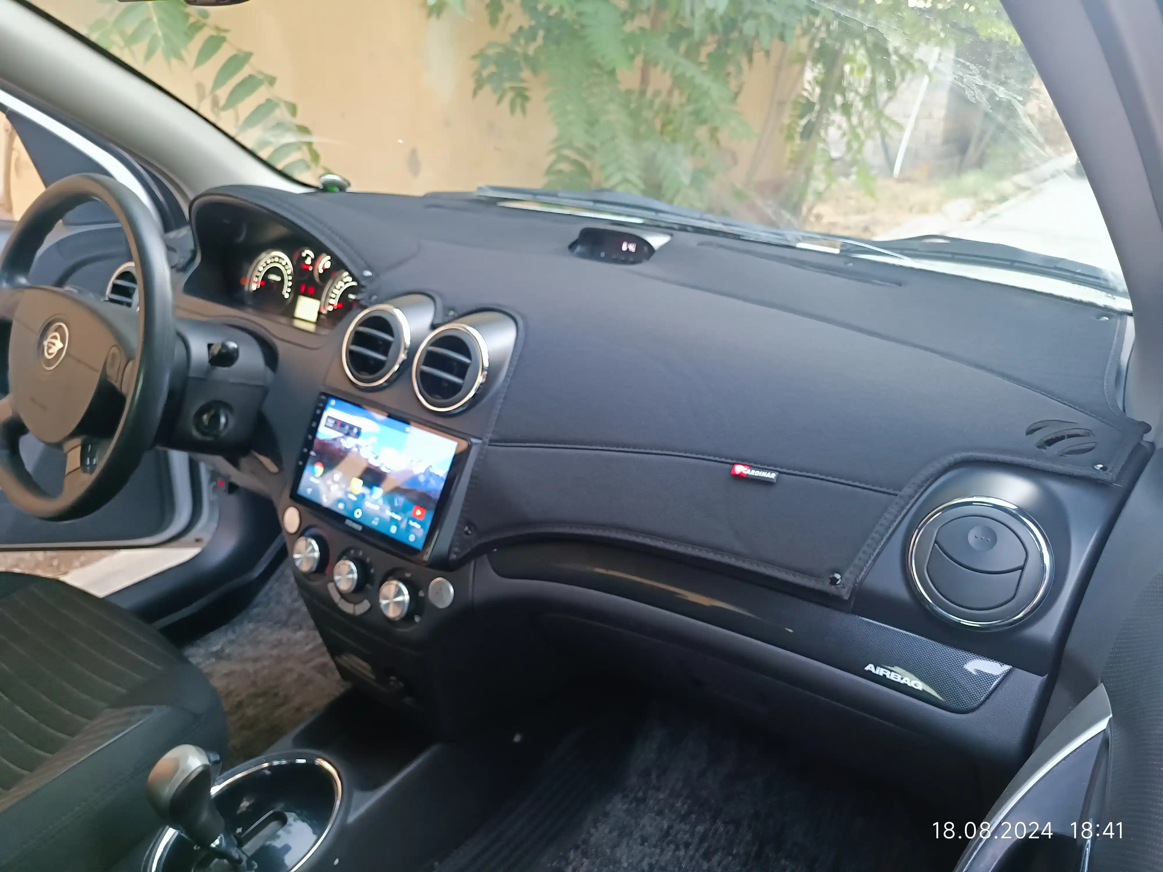 Torpedalar nakidka, panel uchun qopqoq, nexia, kobalt, lacetti, tracker 2