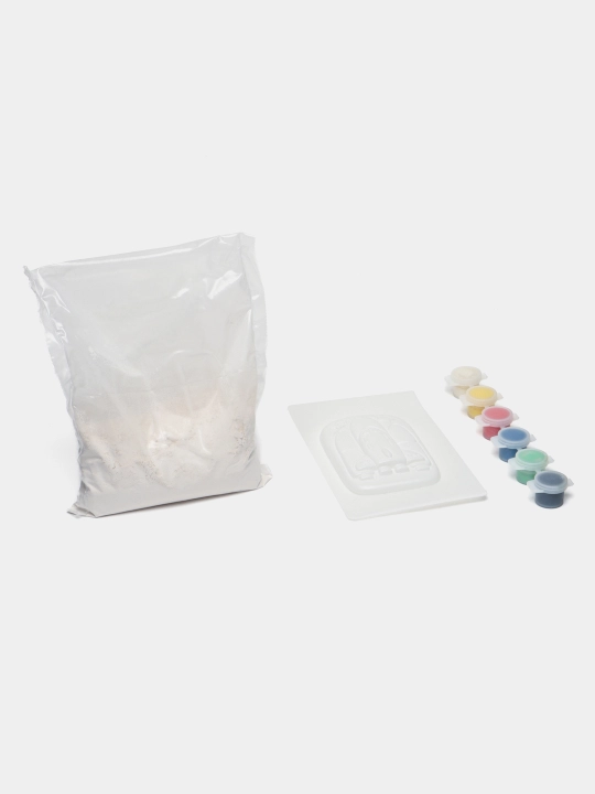 Gipsdan yasalgan barelyeflar Lori Kosmik kema Pz/G-046