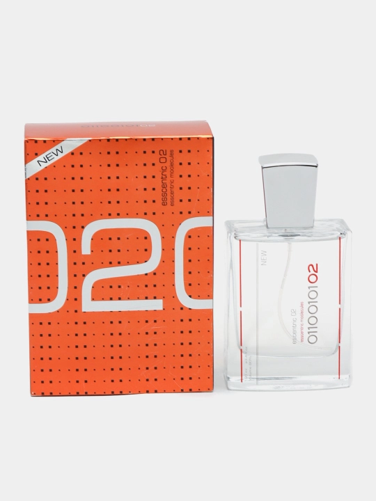 Parfyumlangan suv Essentric molecules 020, 100 ml - 