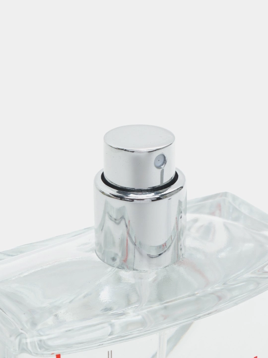 Parfyumlangan suv Essentric molecules 020, 100 ml