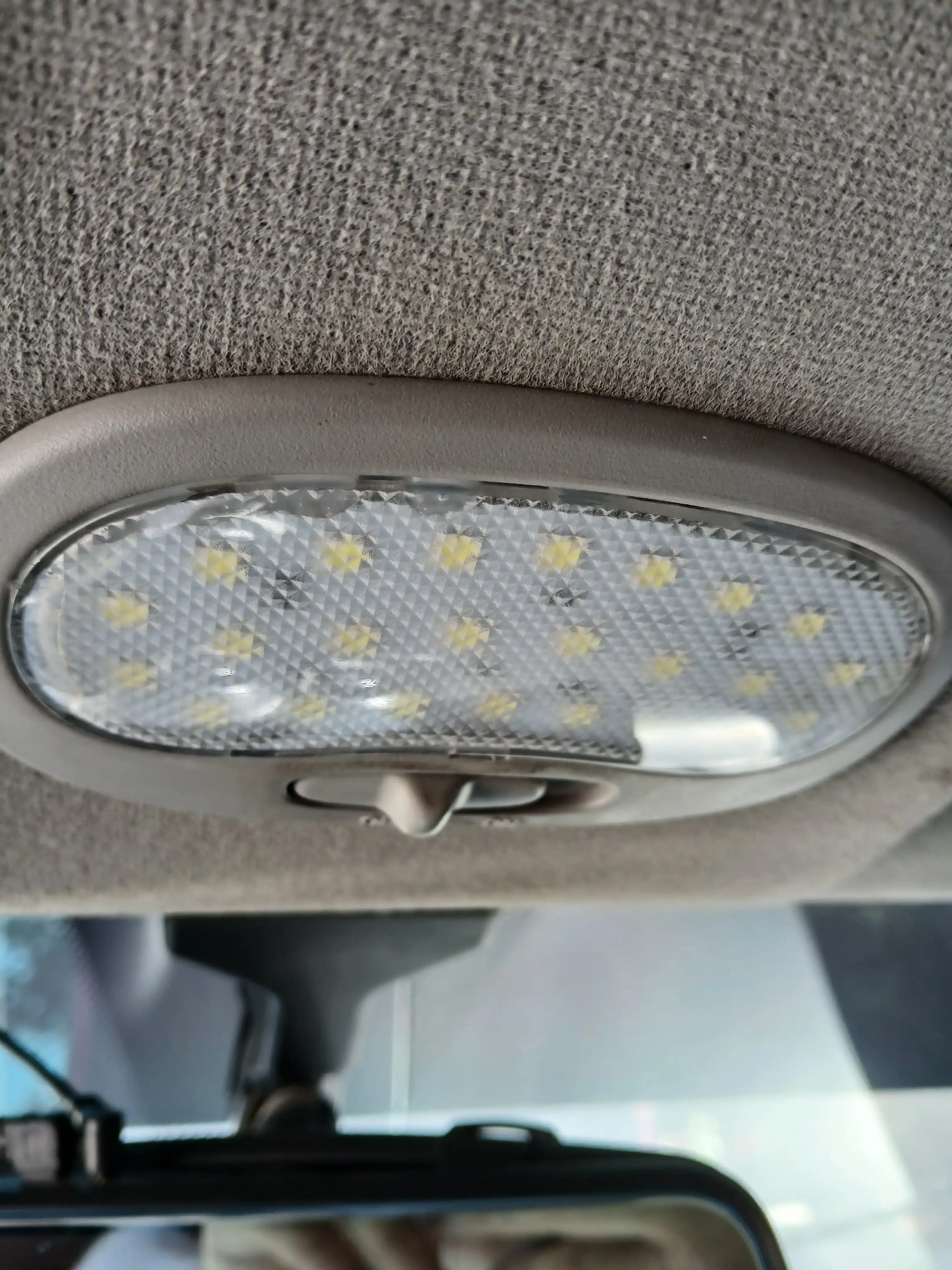 Avtomobillar plafonlari uchun LED lampa salon chirogi Chevrolet Nexia-3 va Matiz uchun
