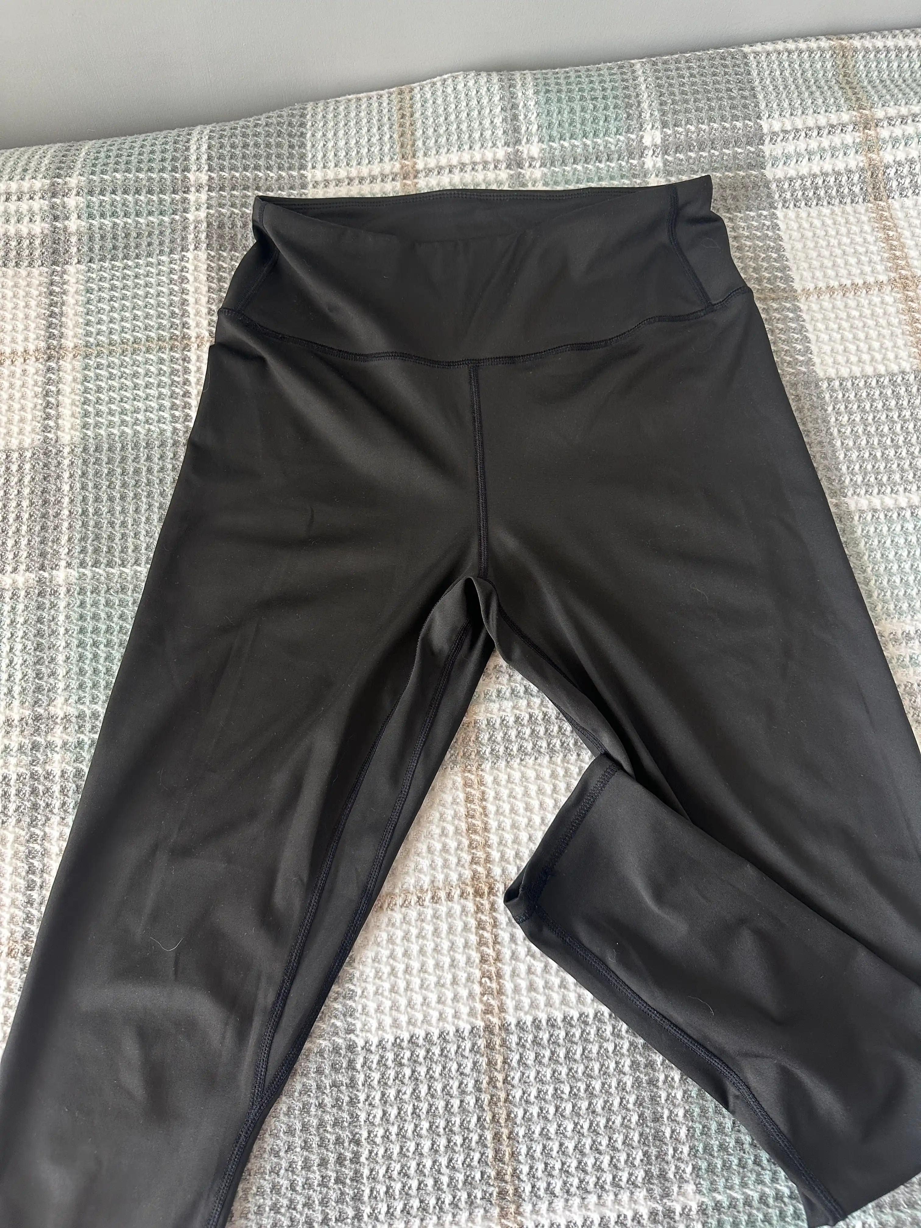 Ayollar sport legginslari, fitnes, yoga, pilates uchun