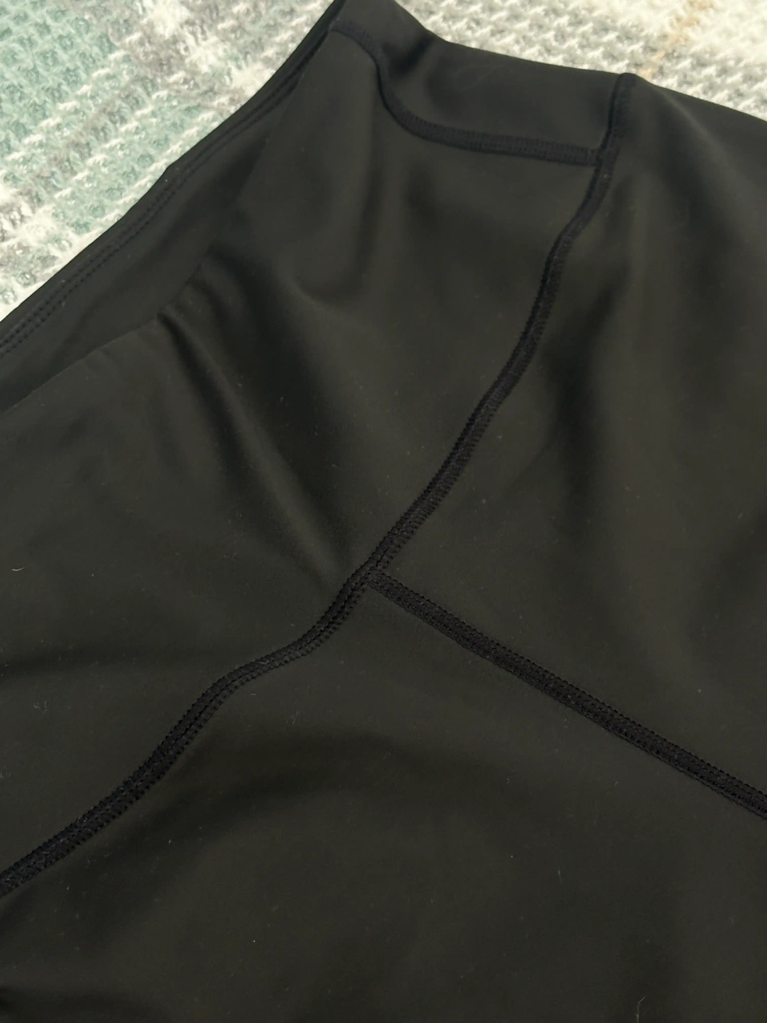 Ayollar sport legginslari, fitnes, yoga, pilates uchun