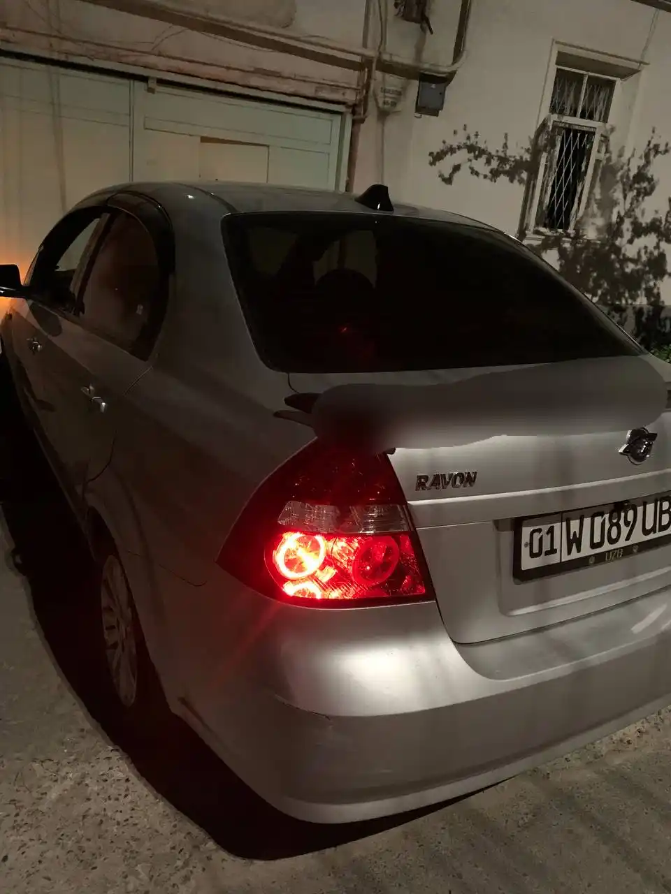 Cobalt, Lacetti, Nexia, Spark va Matiz uchun orqa bagaj spoyleri (universal va modelniy)