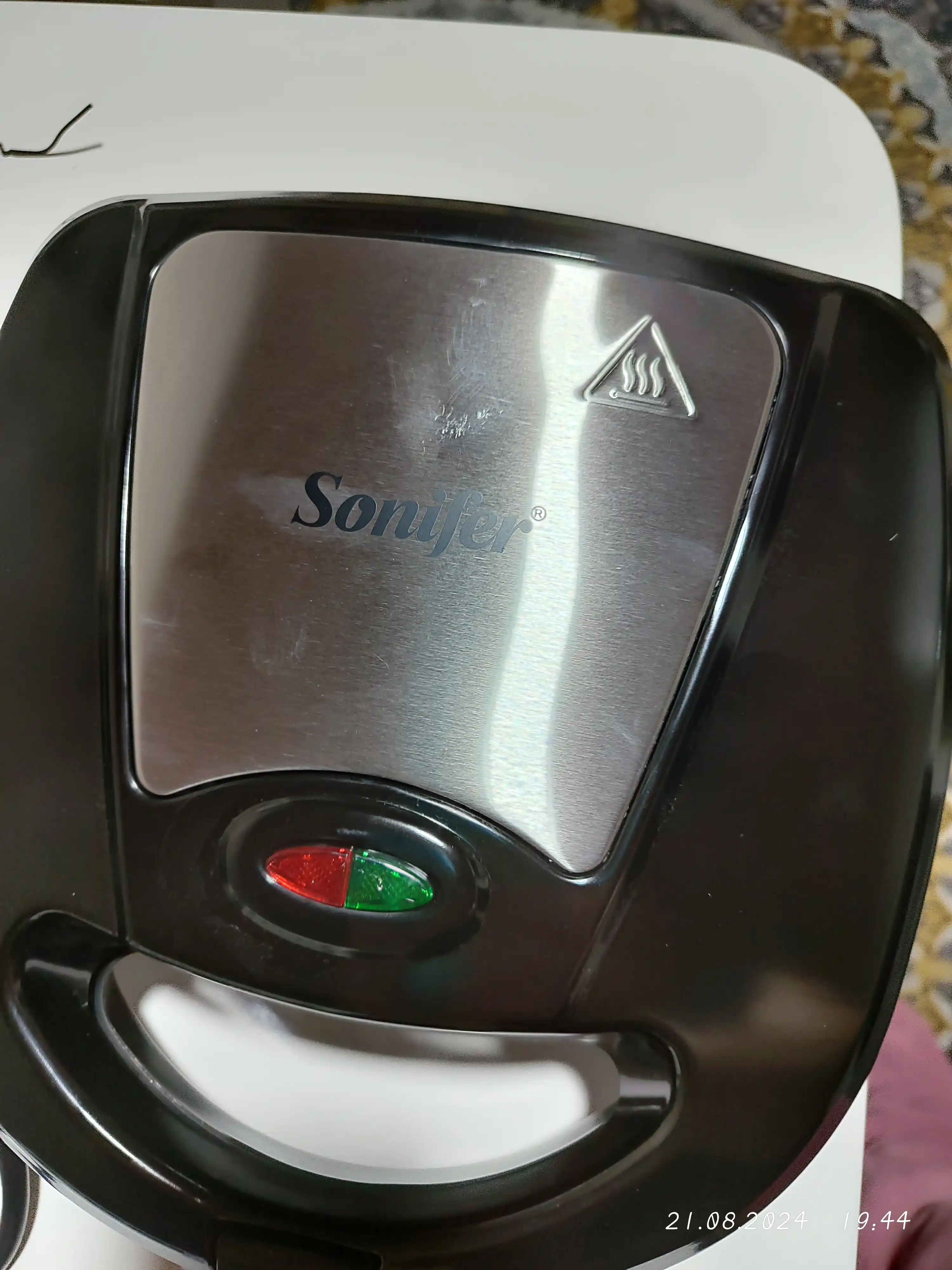 3 в 1 тостер вафельница, орешки Sonifer SF-6063, 750 Вт