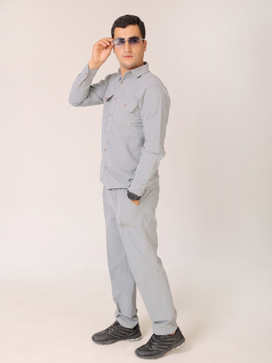 Ogriq bilan anal defloratsiya porno video