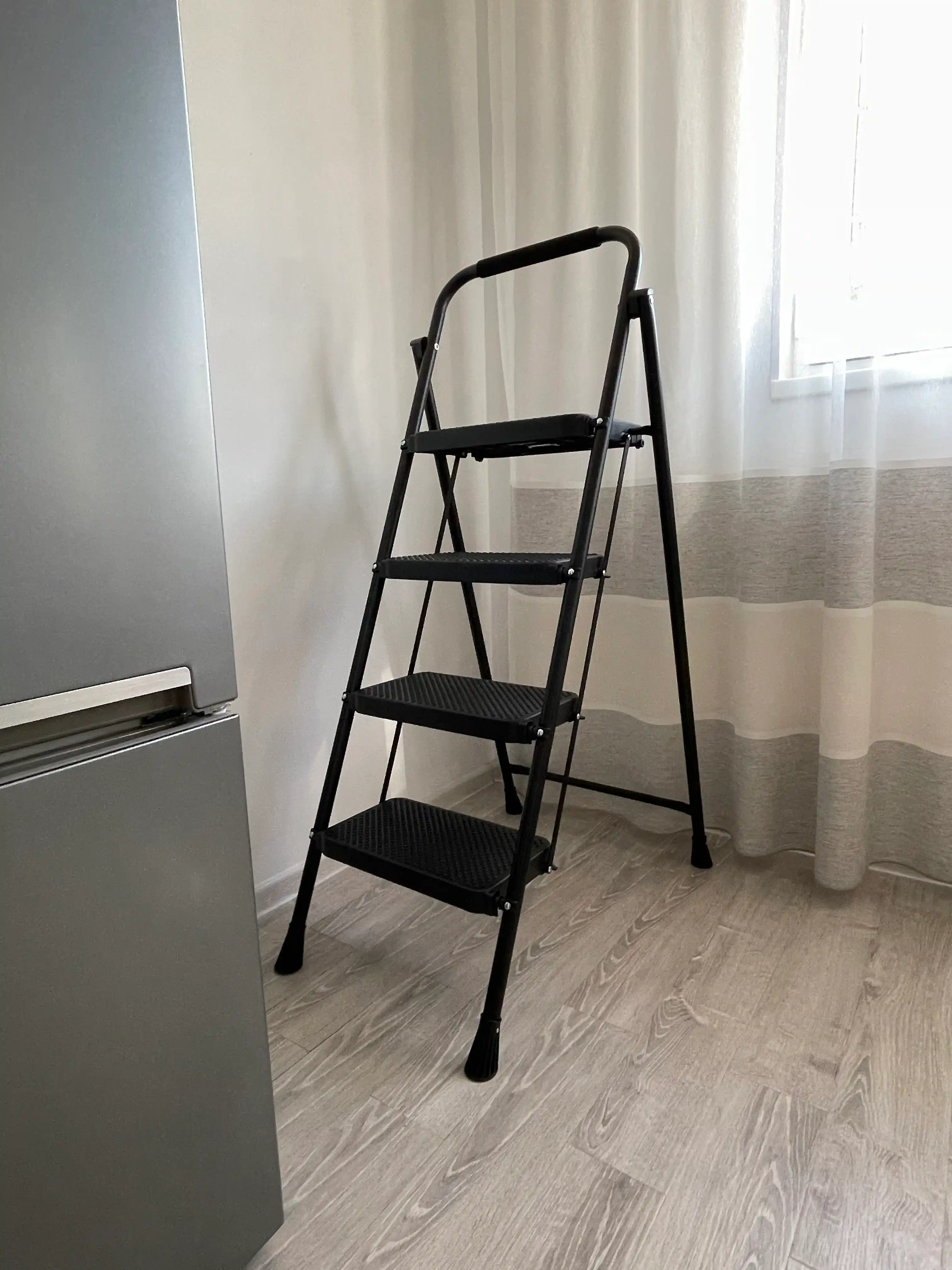 Millennium EuroTower narvoni, 4, 5, 6, 7 pog‘ona, 150 kg, metall, buklanadigan