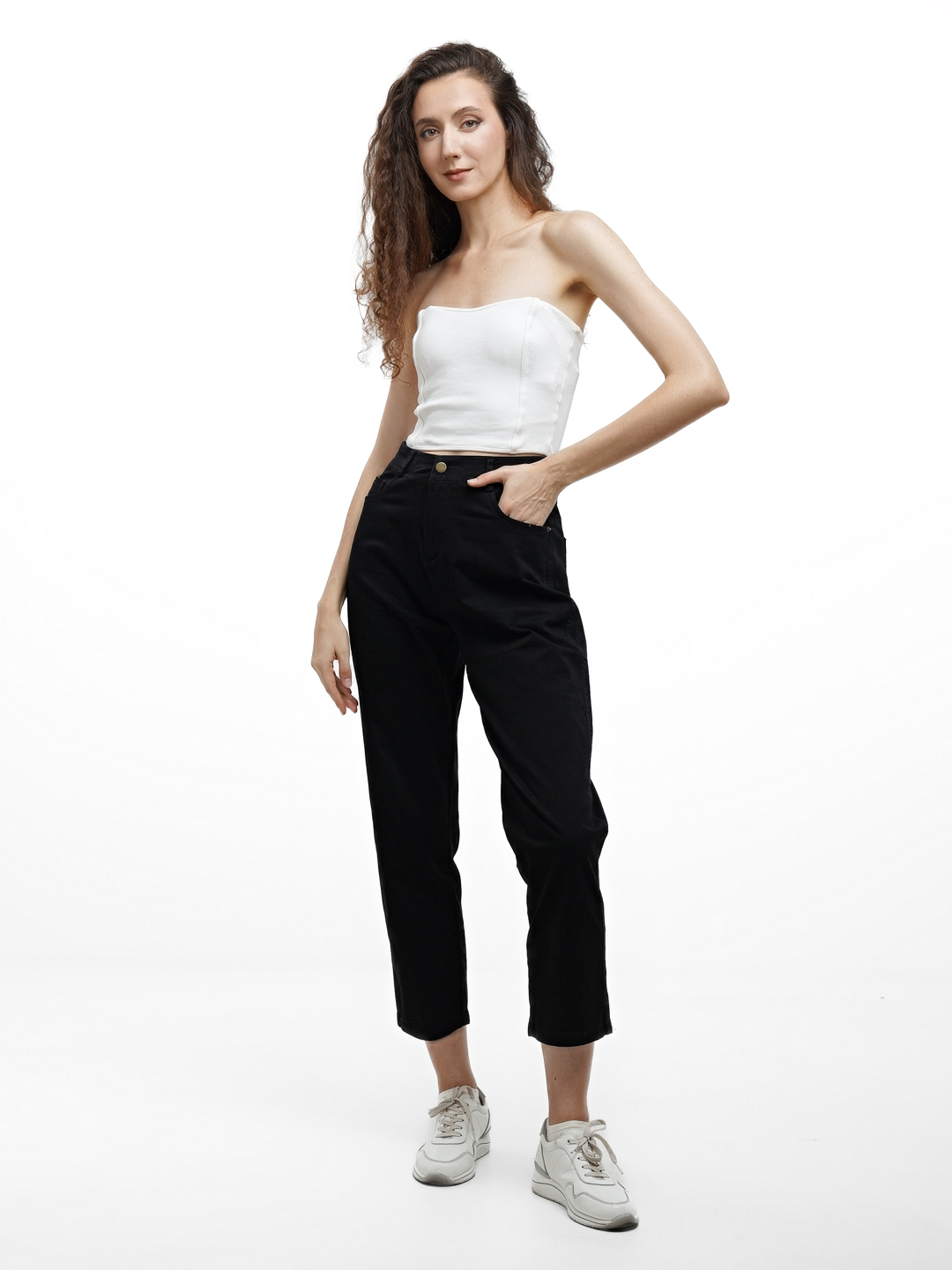 Yosh amerikalik porno aktrisa Ofisda porno