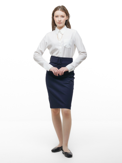 Uyda yalangoch qizlarning shaxsiy fotosuratlari