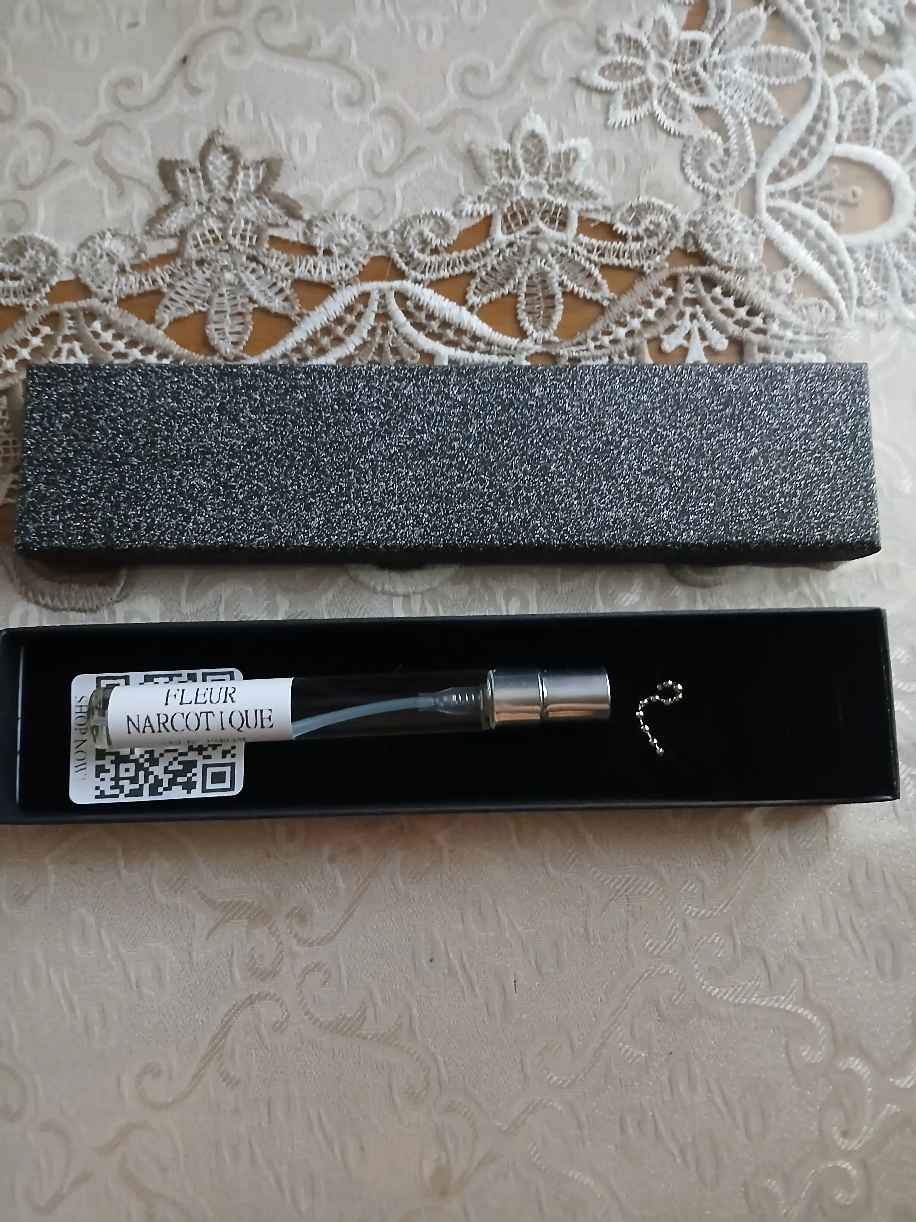 Atir Fleur Narcotique Ex Nihilo ayollar va erkaklar uchun, probnik, 5 ml, 10 ml