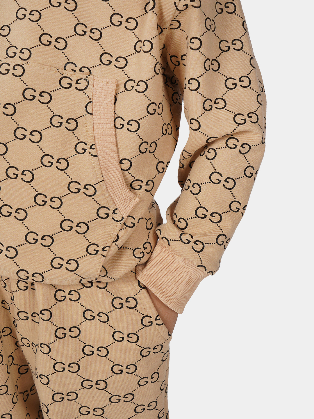 Ogil bolalar yosh qizlar bilan jinsiy aloqada bolishadi Ogil bolalar yosh qizlar bilan jinsiy aloqada bolishadi