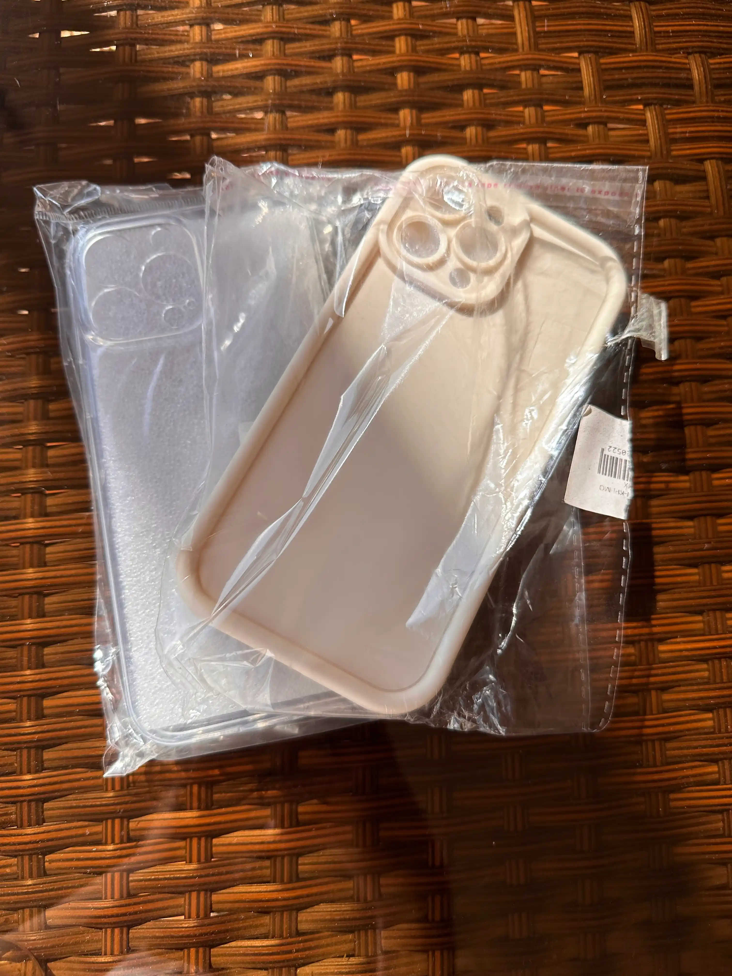 Силиконовый чехол для iPhone 13/14/15, 12/13/14/15 Pro, 12/13/14/15 Pro Max
