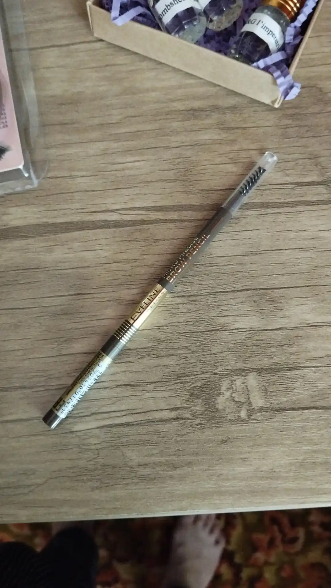 Карандаш для бровей Eveline Micro Precise Brow Pencil, серо-коричневый