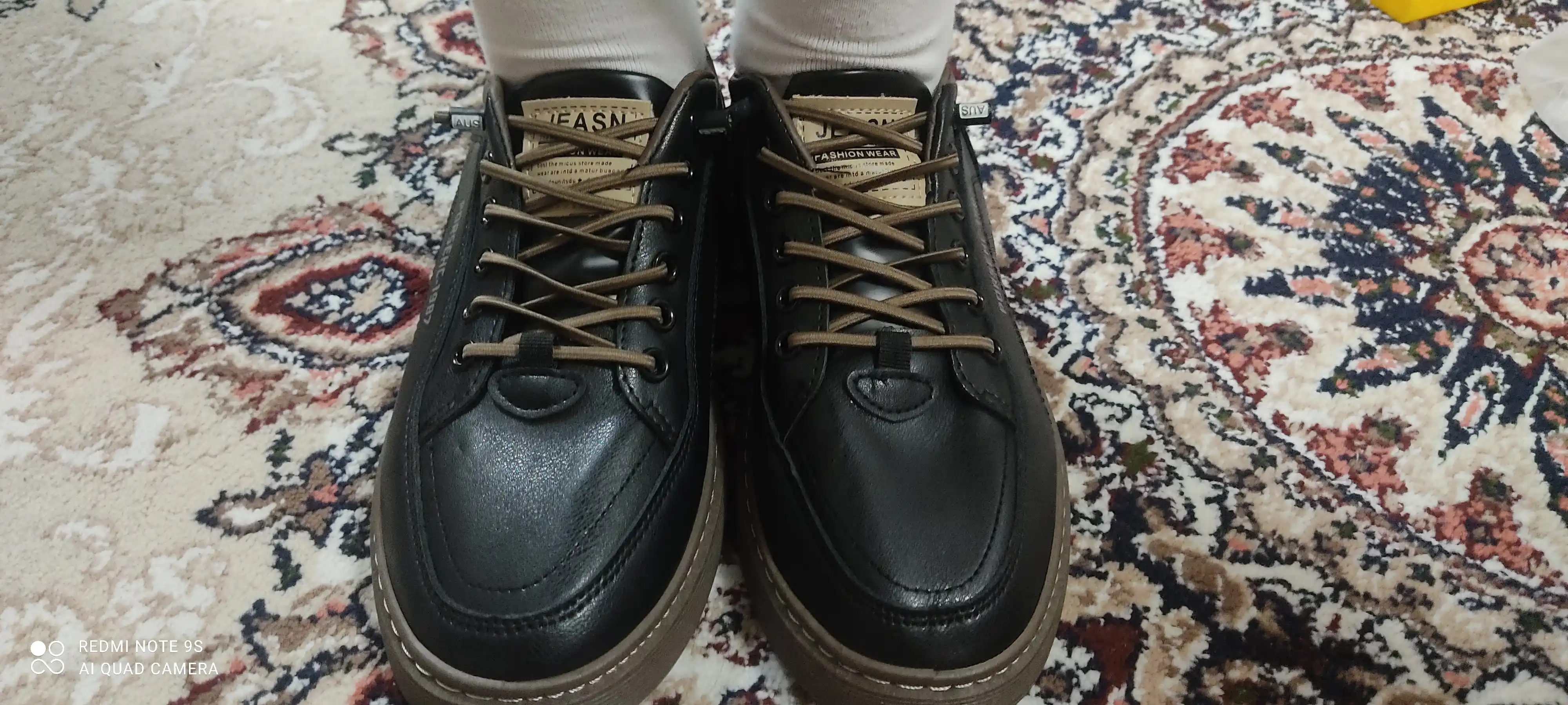 Erkaklar krossovkasi, kuz, 39-44