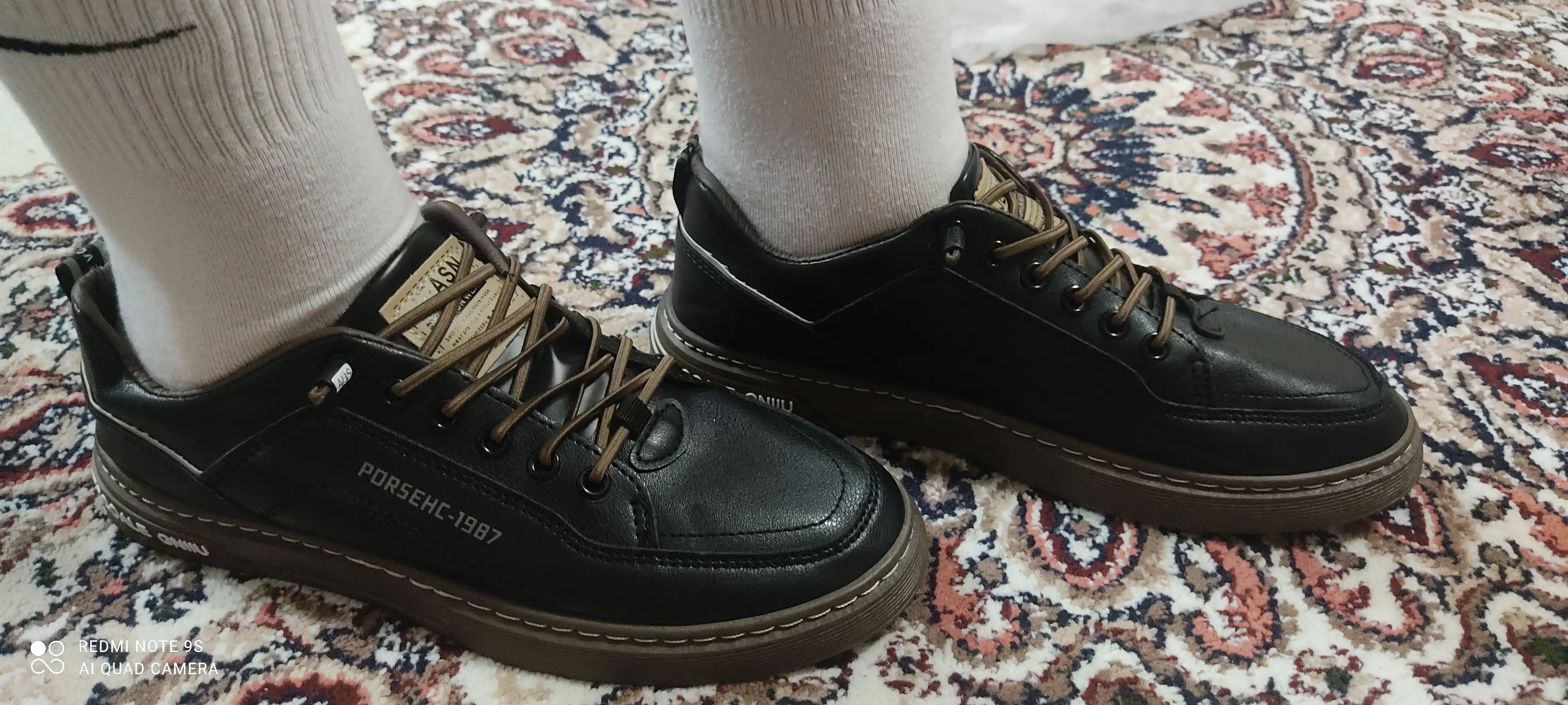 Erkaklar krossovkasi, kuz, 39-44