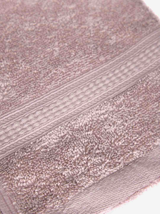 Trio sochig‘i 100% paxtadan, yumshoq va shimuvchan, 72×147 va 40×60 sm o‘lchamlarda