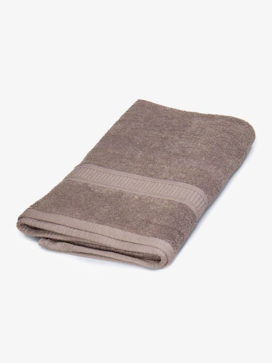Trio sochig‘i 100% paxtadan, yumshoq va shimuvchan, 72×147 va 40×60 sm o‘lchamlarda