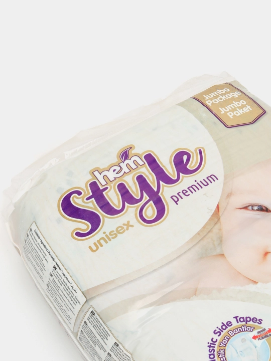 Подгузники Pampers, с подолом, унисекс,1 новорожденный, 2-5 кг 62 шт