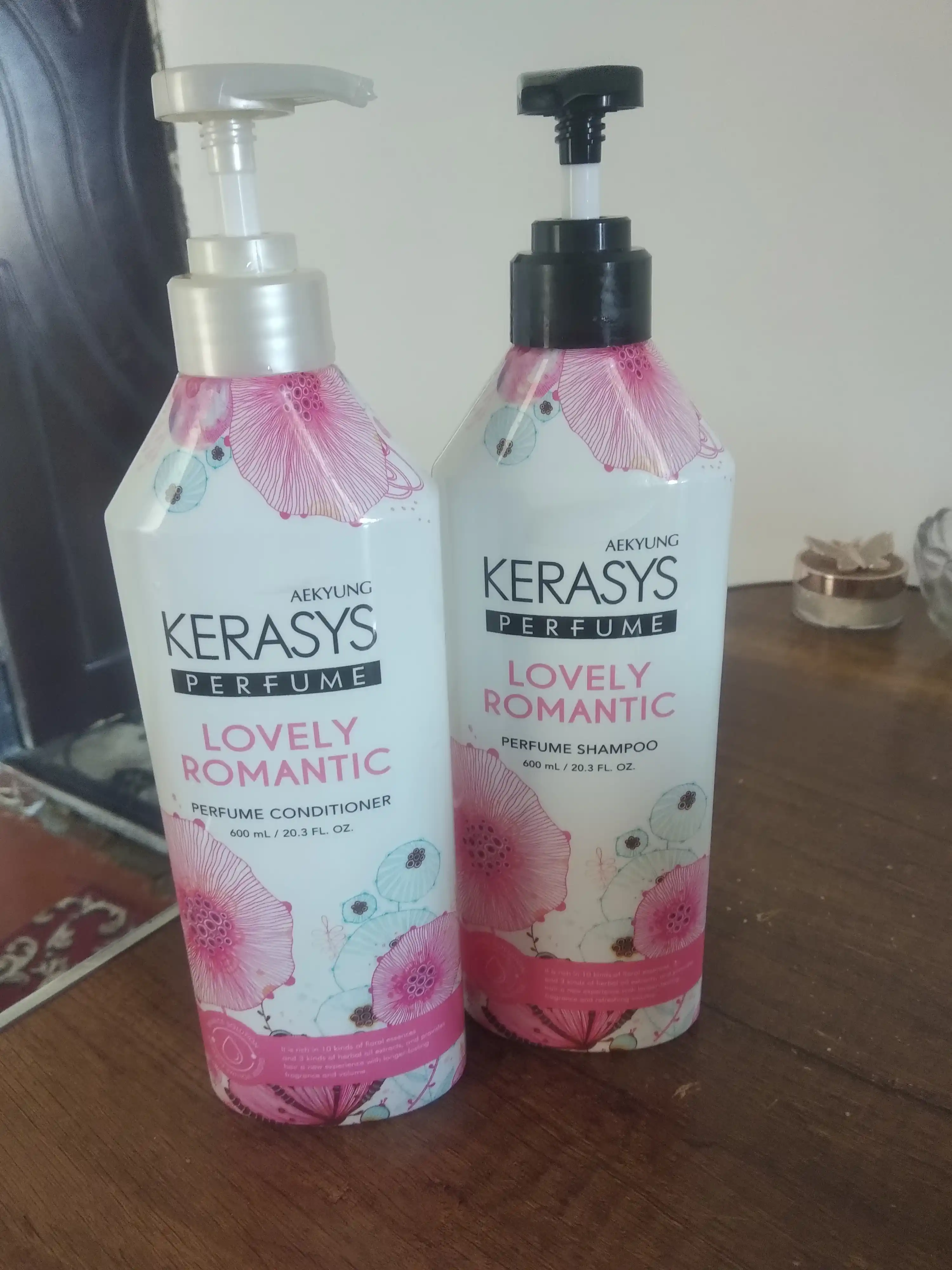 Набор из шампуня и кондиционера женский для волос, Kerasys - Корея