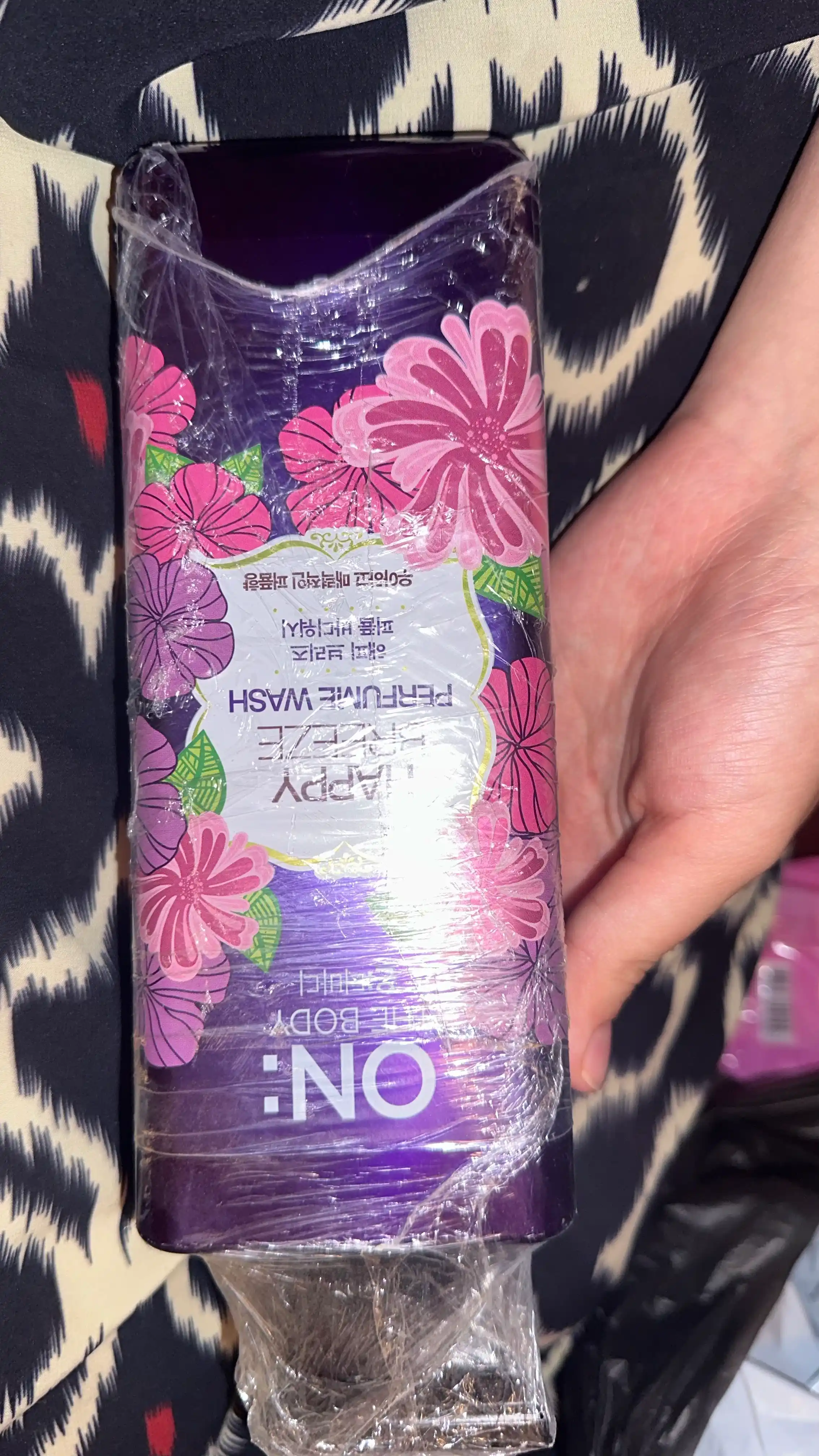 Парфюмерный гель для душа LG OTB Sweet Love Body Wash, 500 мл