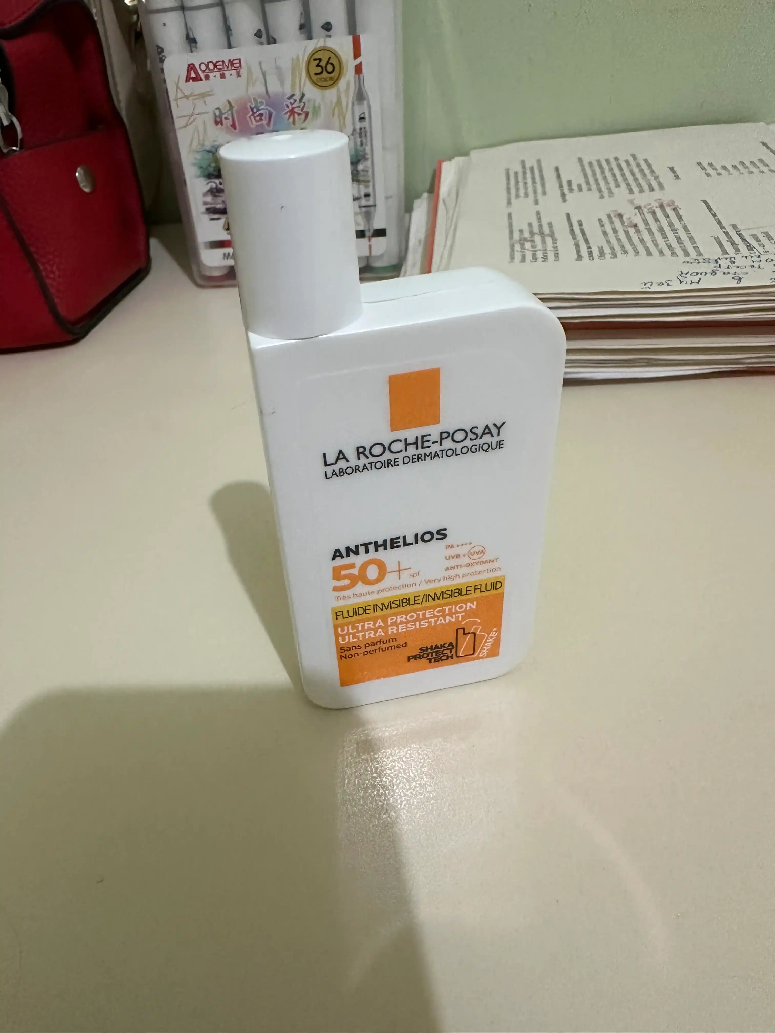 Невидимый флюид La Roche-Posay Anthelios, для лица и кожи вокруг глаз SPF 50+/PPD 46, 50 мл