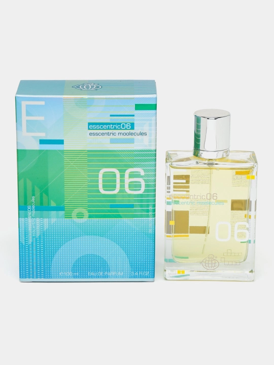 Parfyumlangan suvi Escentric Molecules 06