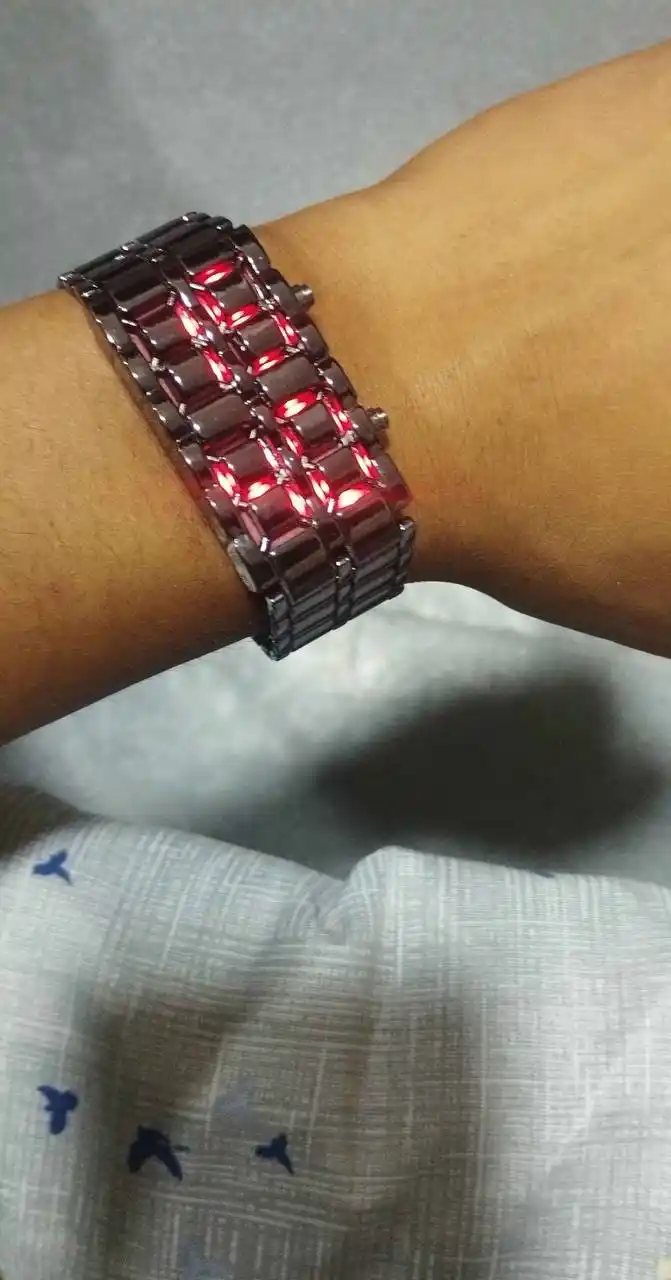 Часы браслет мужские, наручные, электронные с LED дисплеем