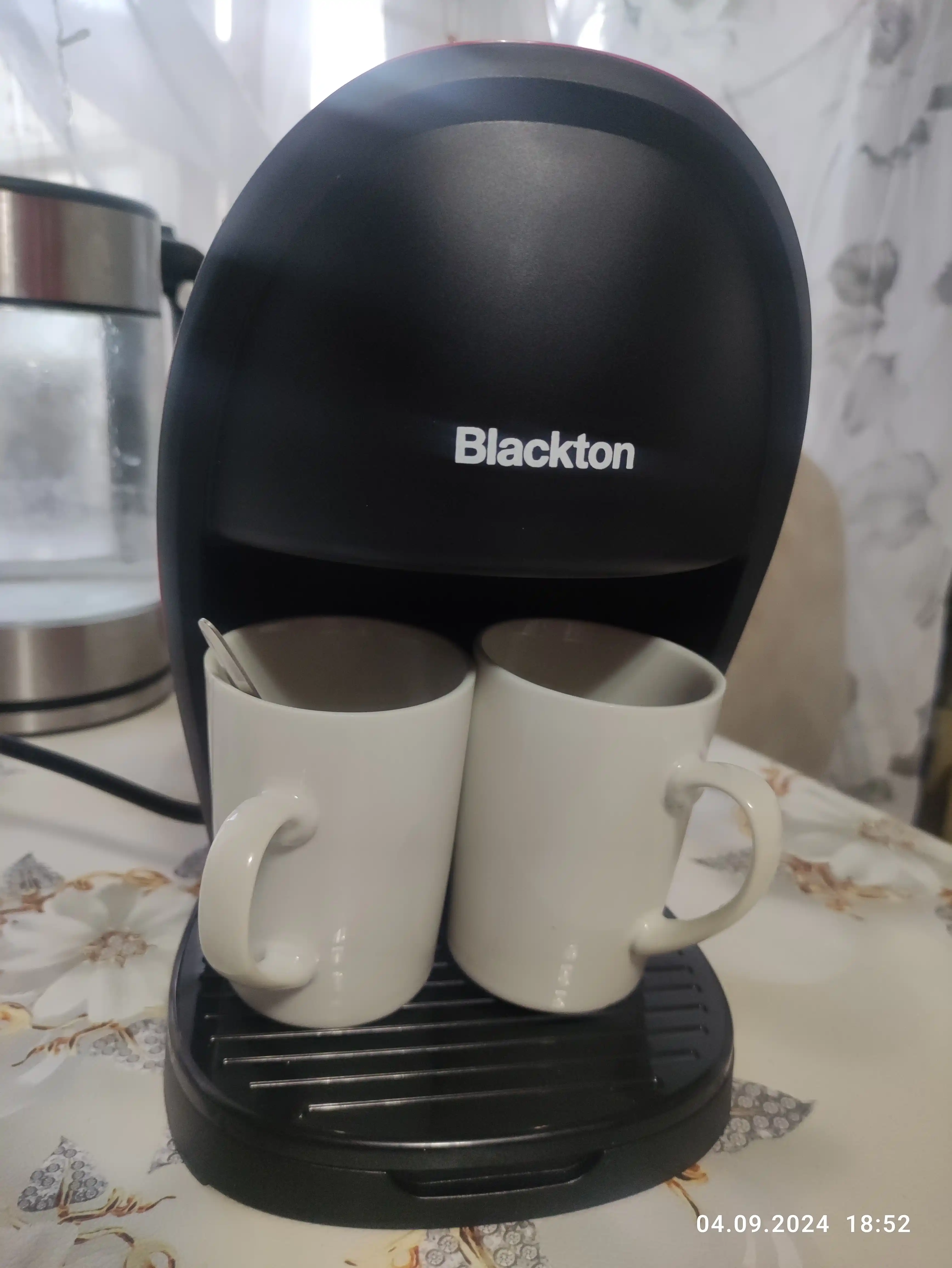 Кофеварка Blackton Bt CM1113,2 чашки в комплекте, высокая мощность 450 Вт, объем 0.3 л