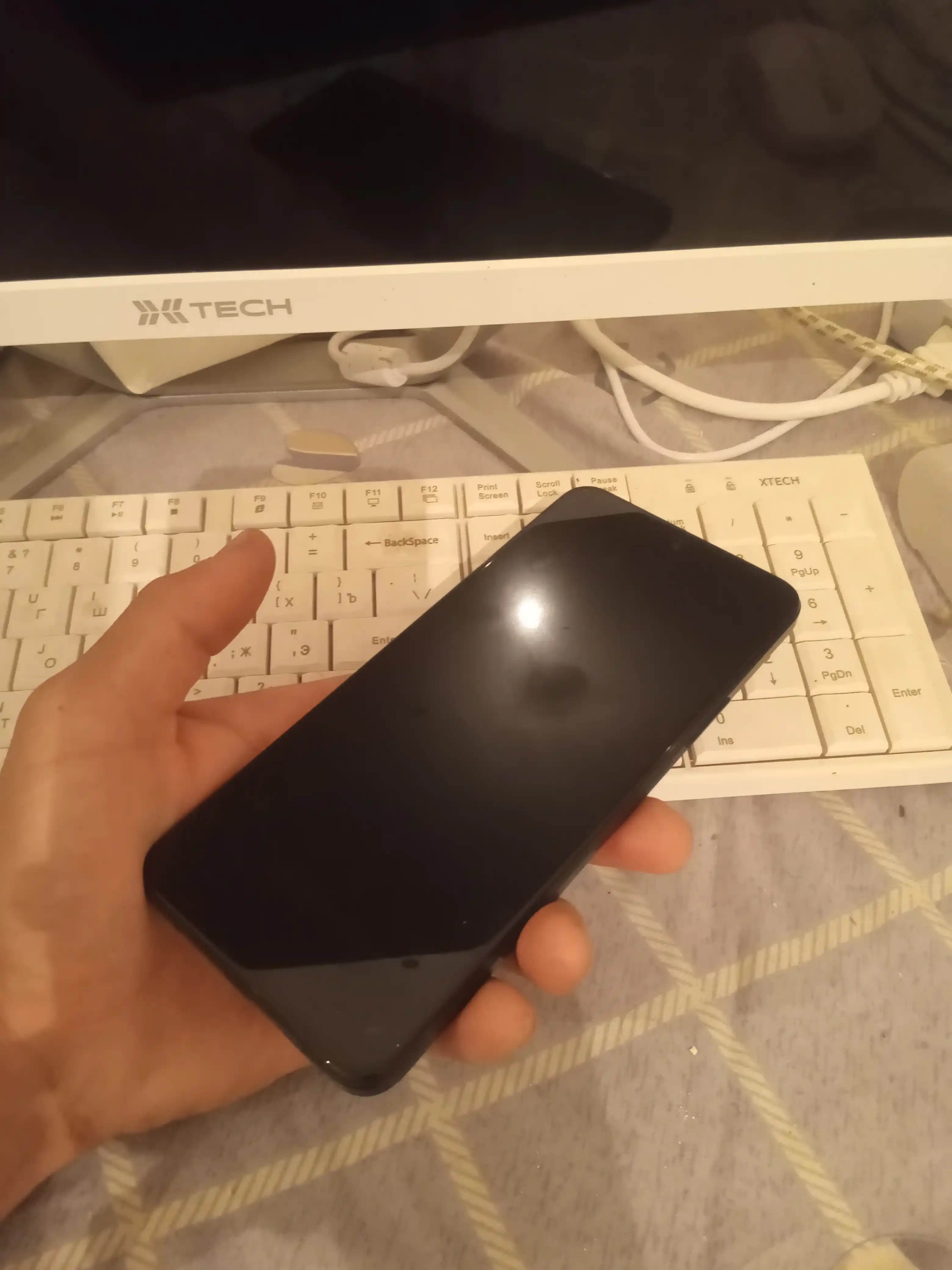Smartfon Honor X7b 8/128GB, 6/256GB, katta 6.8 FullHD+ ekran, LTE