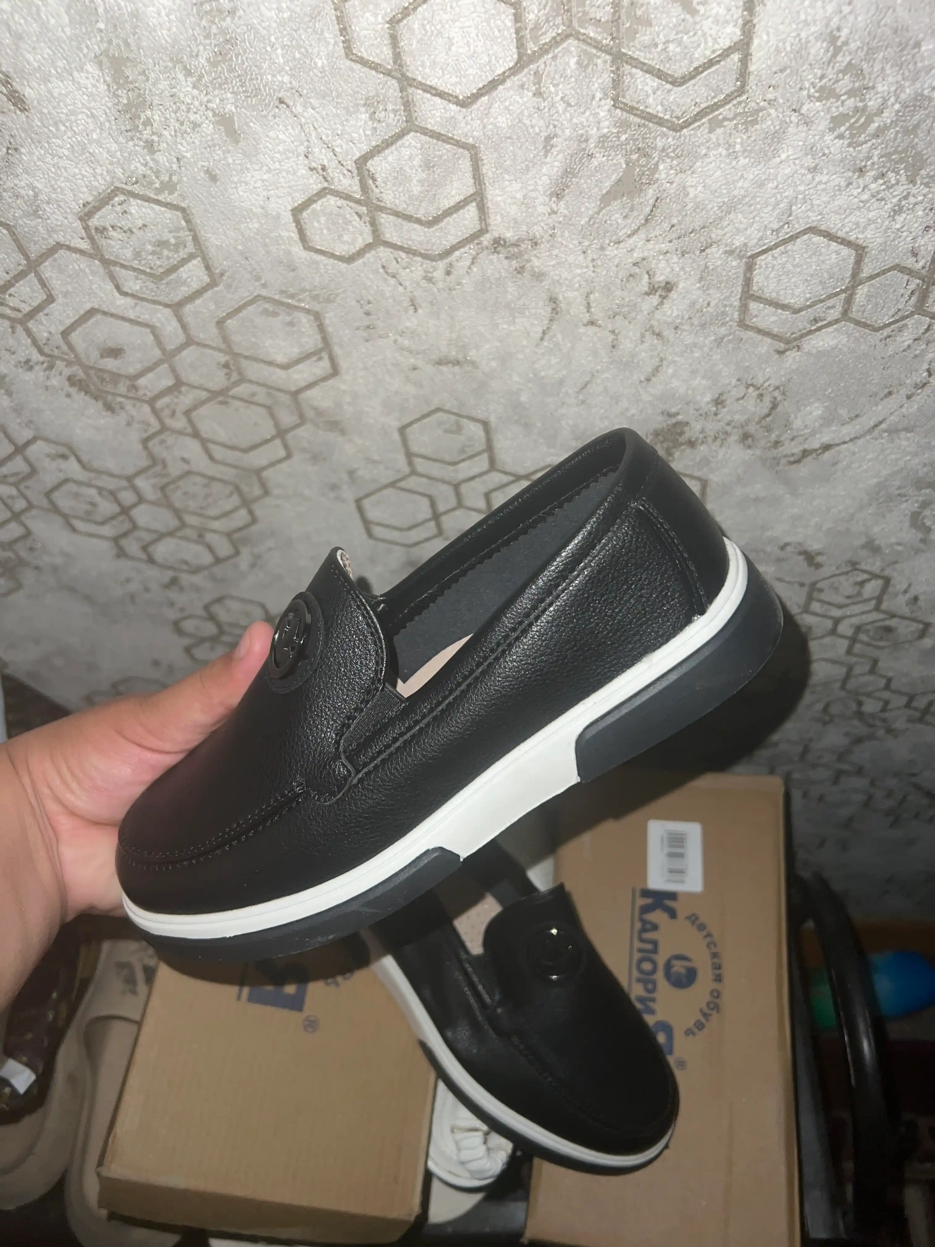 Maktab poyabzali, eko charm, Xitoy, Kалория, 27-37 o‘lchamlar