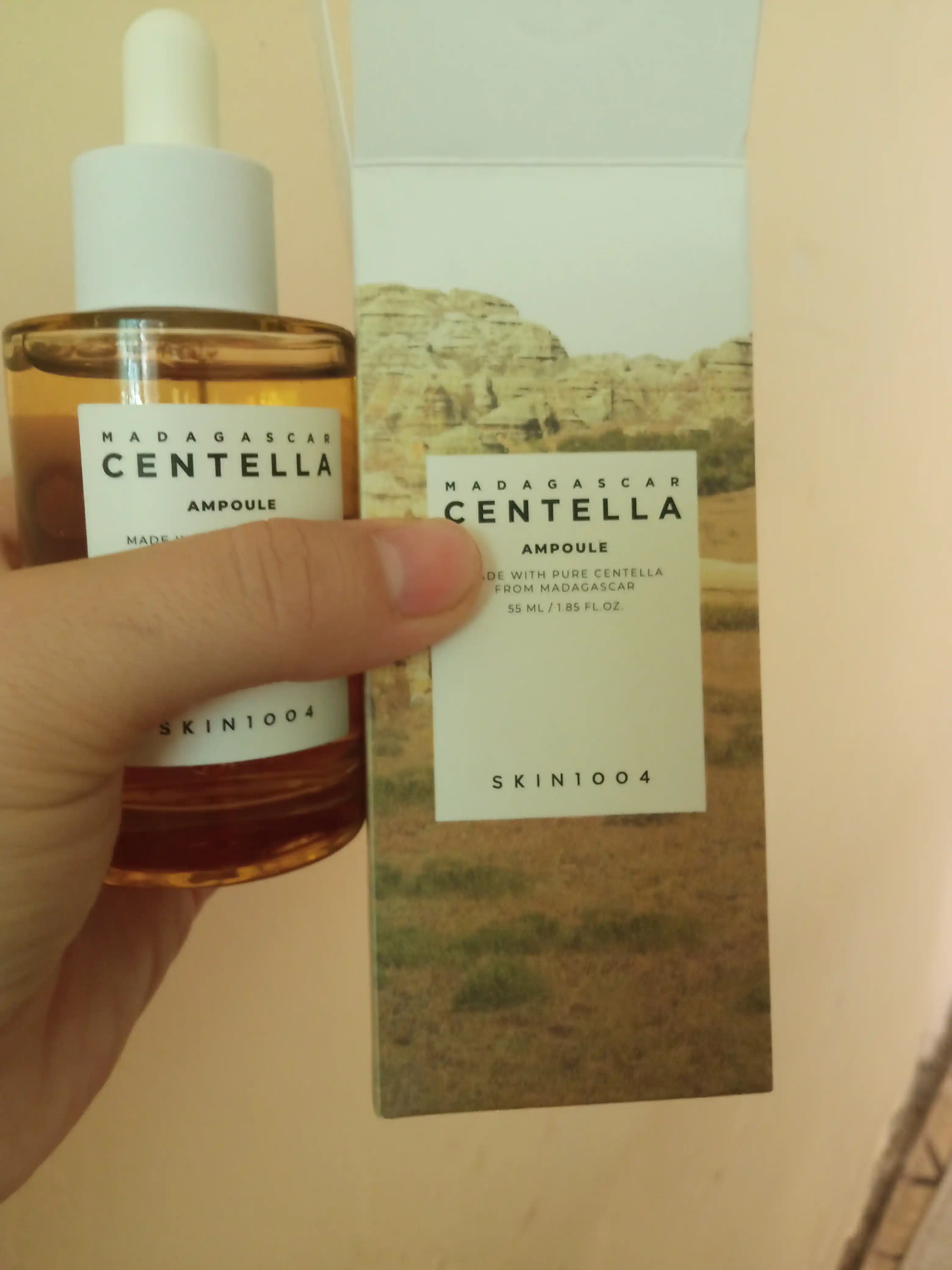Tinchlantiruvchi ampula SKIN1004 Madagascar Centella Ampoule