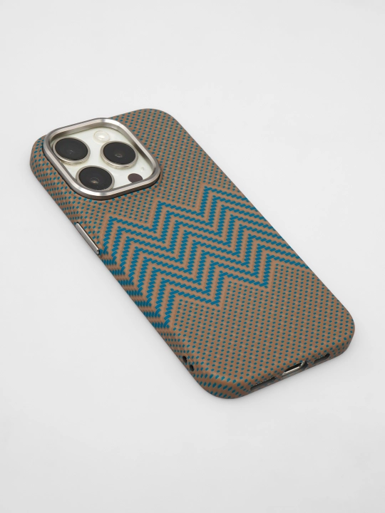 Чехол для iPhone Magsafe Carbon