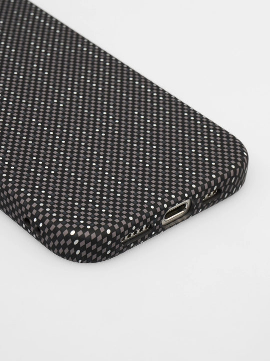 IPhone uchun Magsafe Carbon g'ilofi