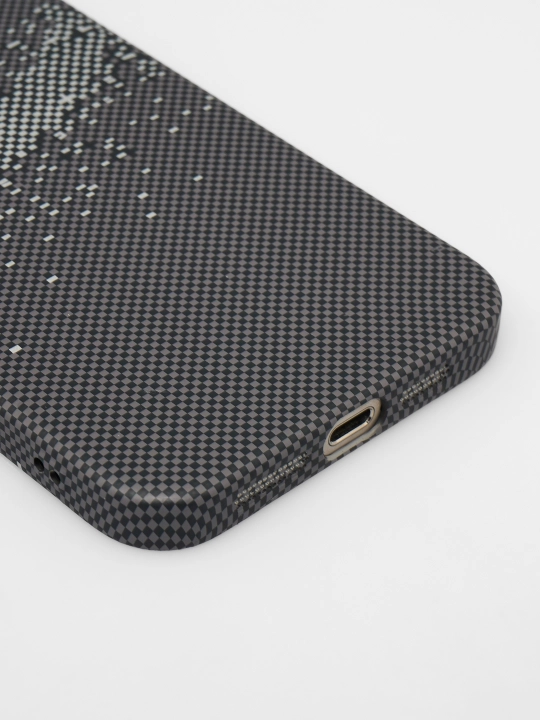Чехол для iPhone Magsafe Carbon