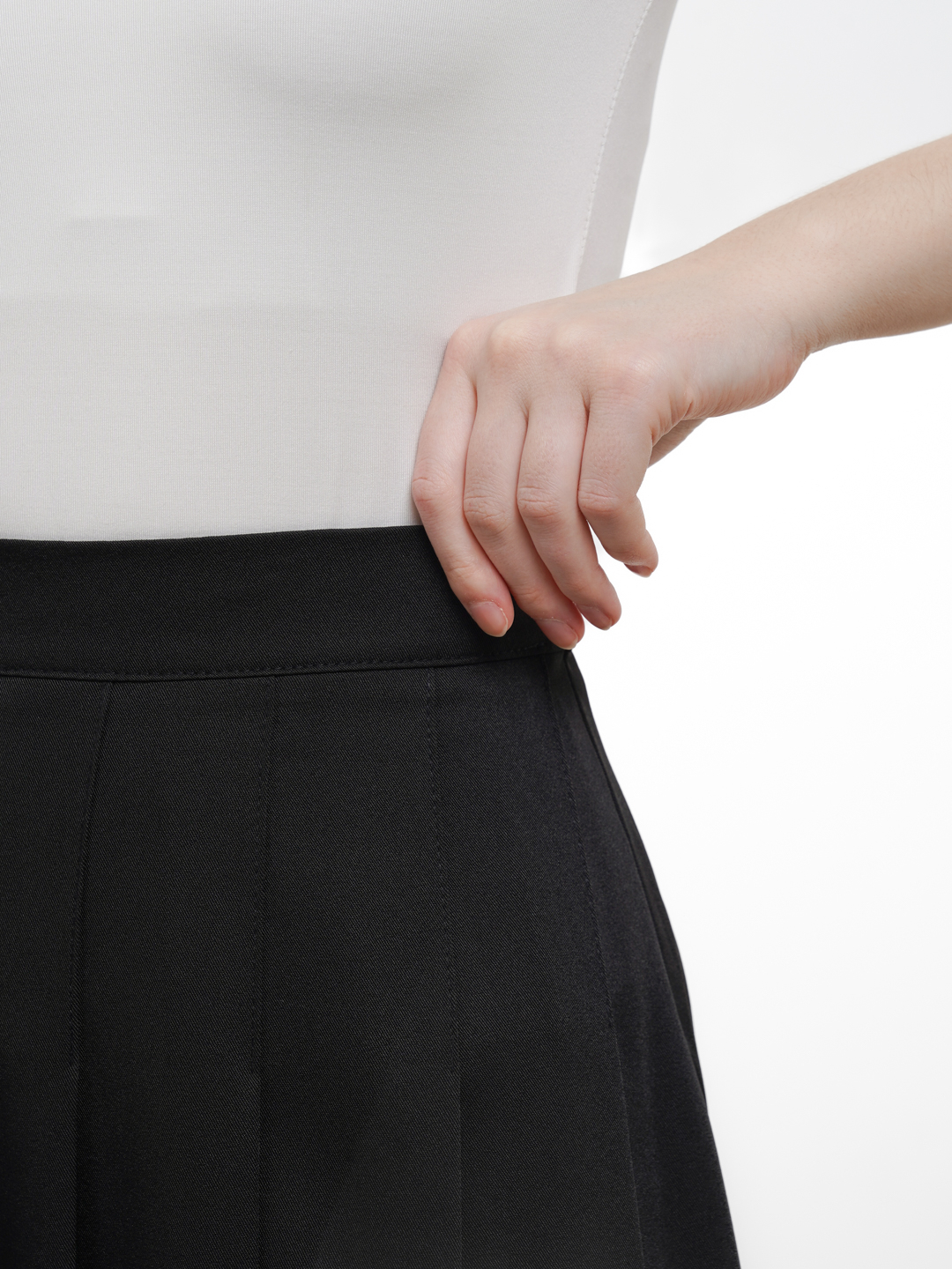 Dam olish maskanidagi xotinning shaxsiy kundaligi Yalangoch ayol qin