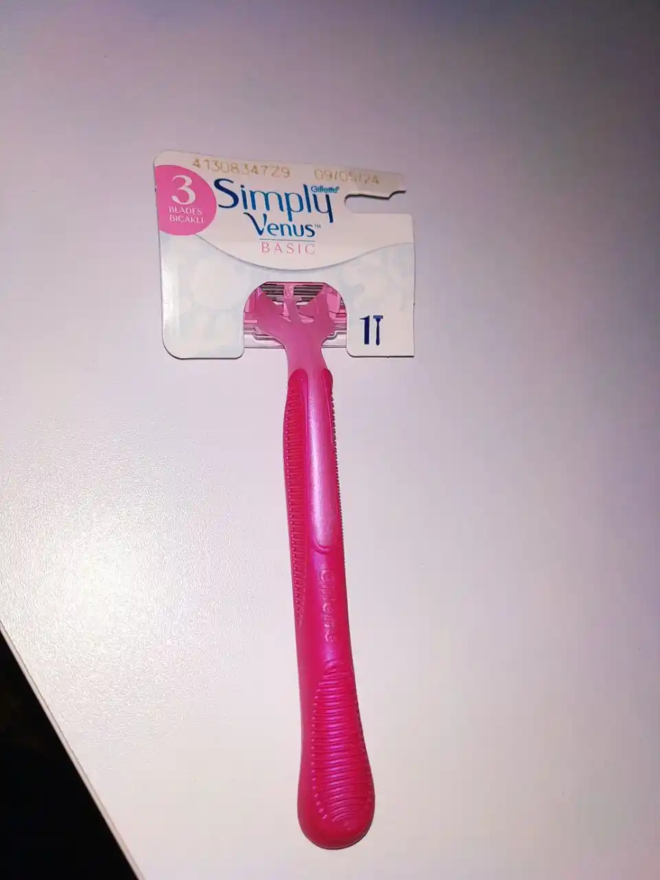 Gillette Simply Venus3 Basic Ayollar uchun bir martalik ustara, 1 dona