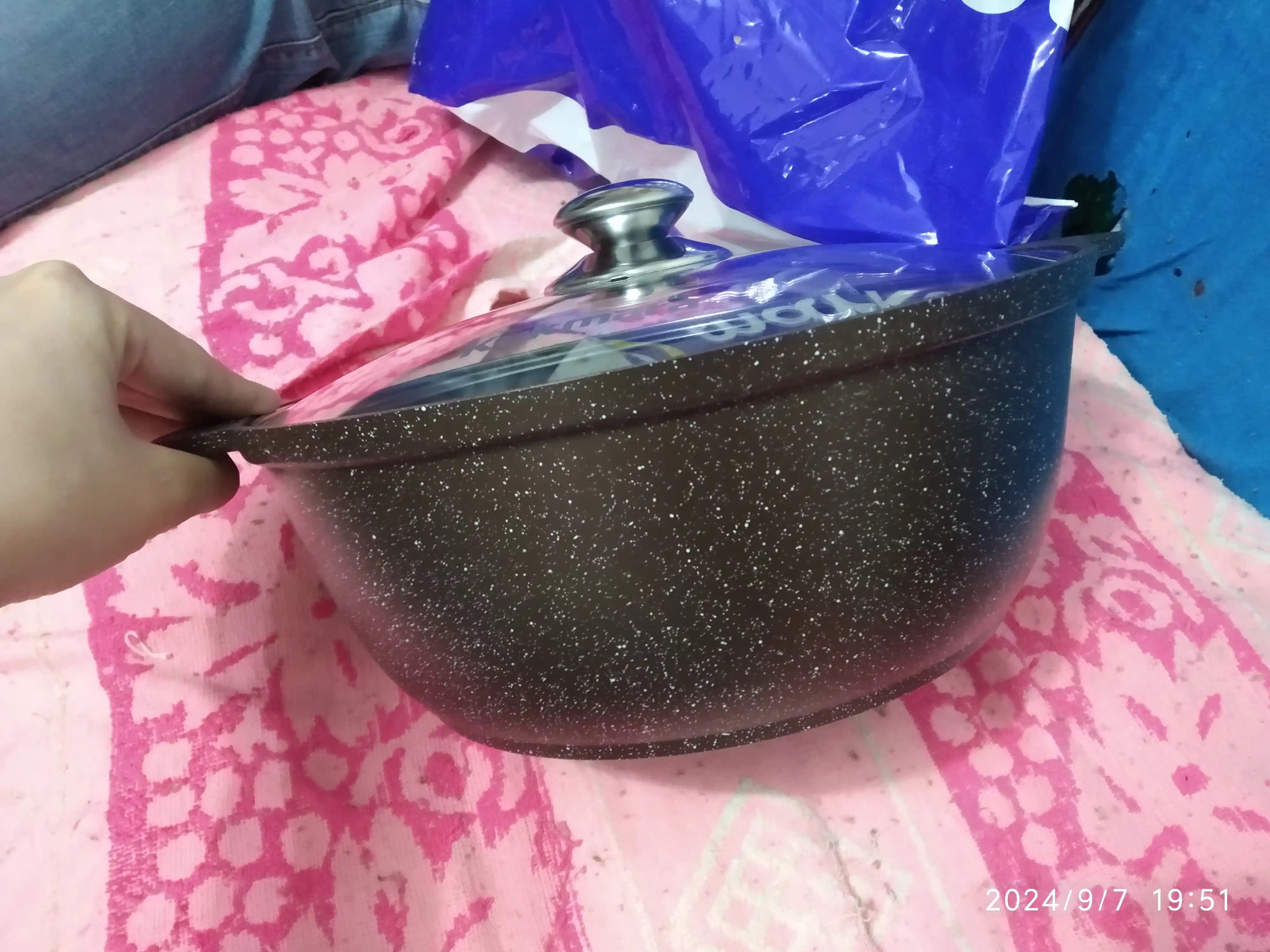 Kastryulya Kukmara "Mramornaya" shisha qopqoq bilan, qahvali mramor