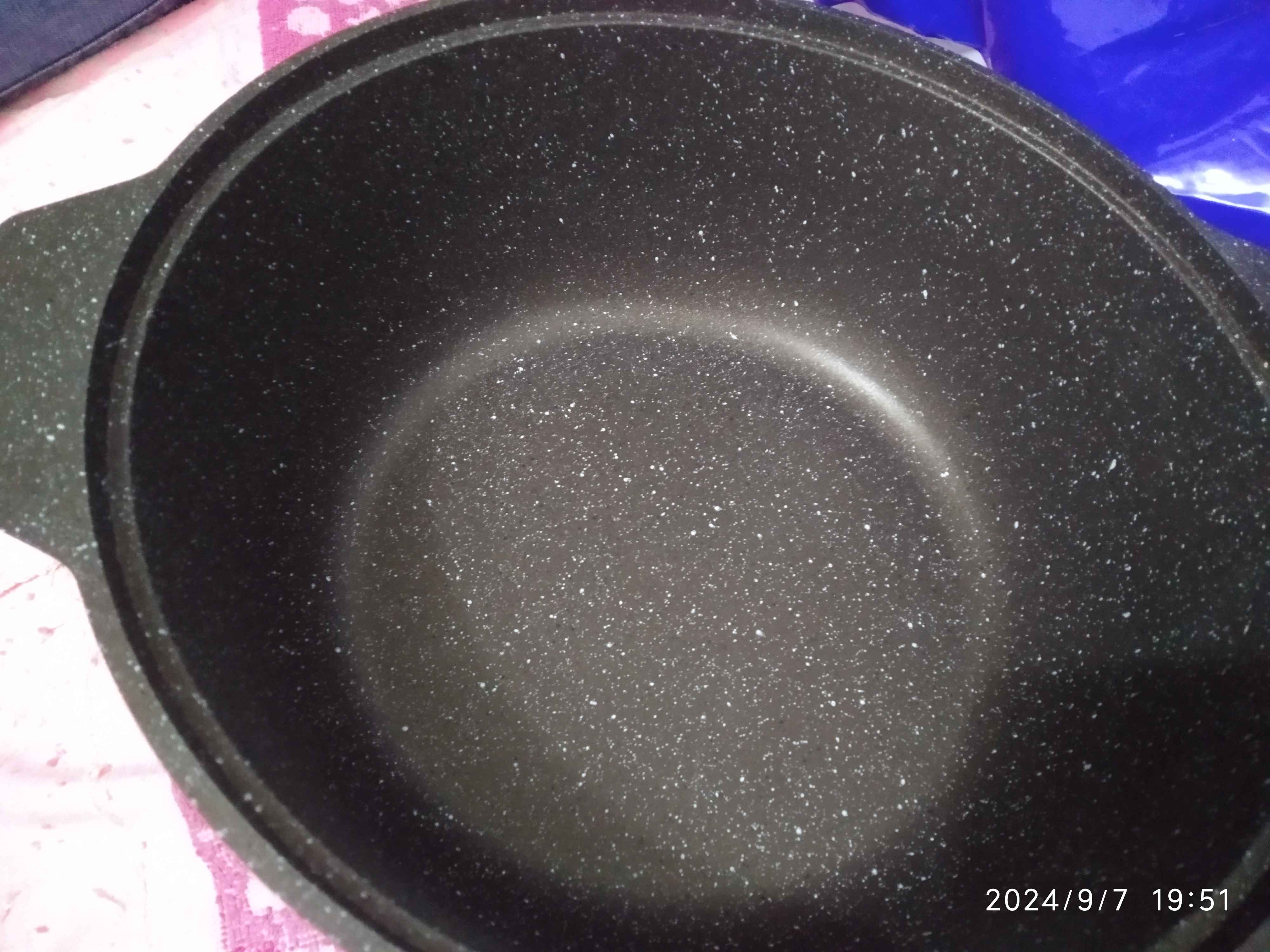 Kastryulya Kukmara "Mramornaya" shisha qopqoq bilan, qahvali mramor